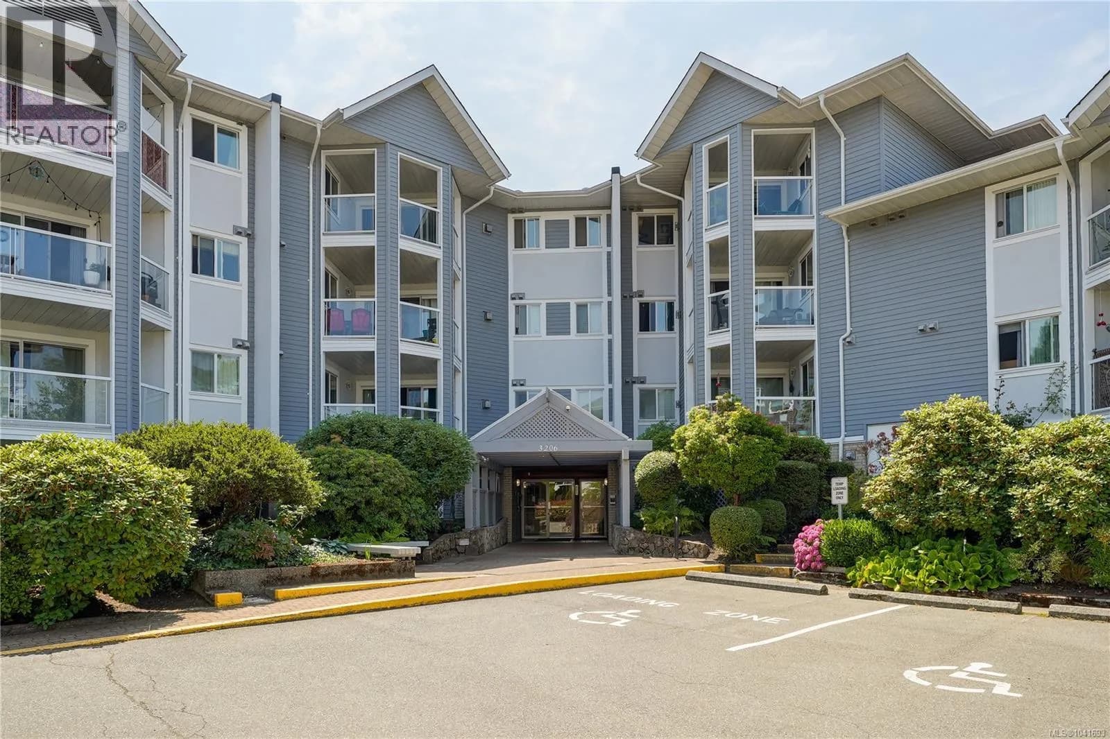 3206 Alder St, Saanich