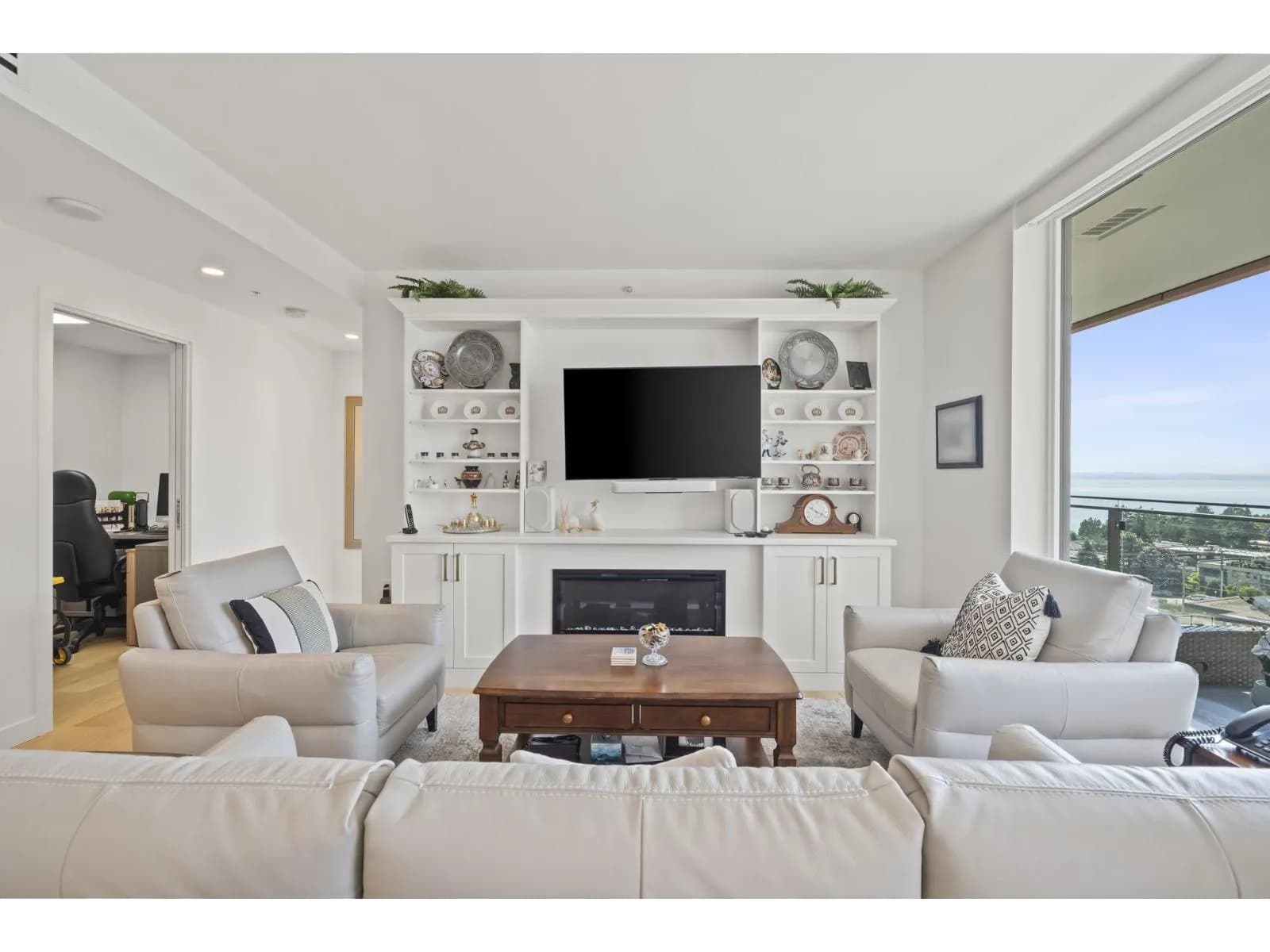 #907 1439 GEORGE STREET, White Rock, BC photo 4