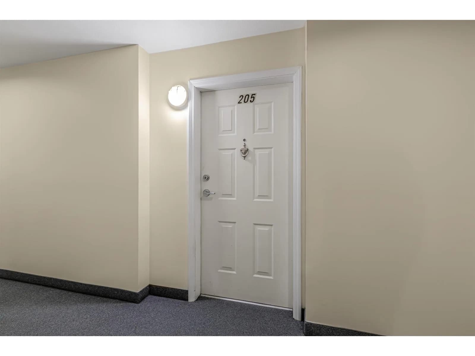 #205 5377 201A STREET, Langley, BC photo 4
