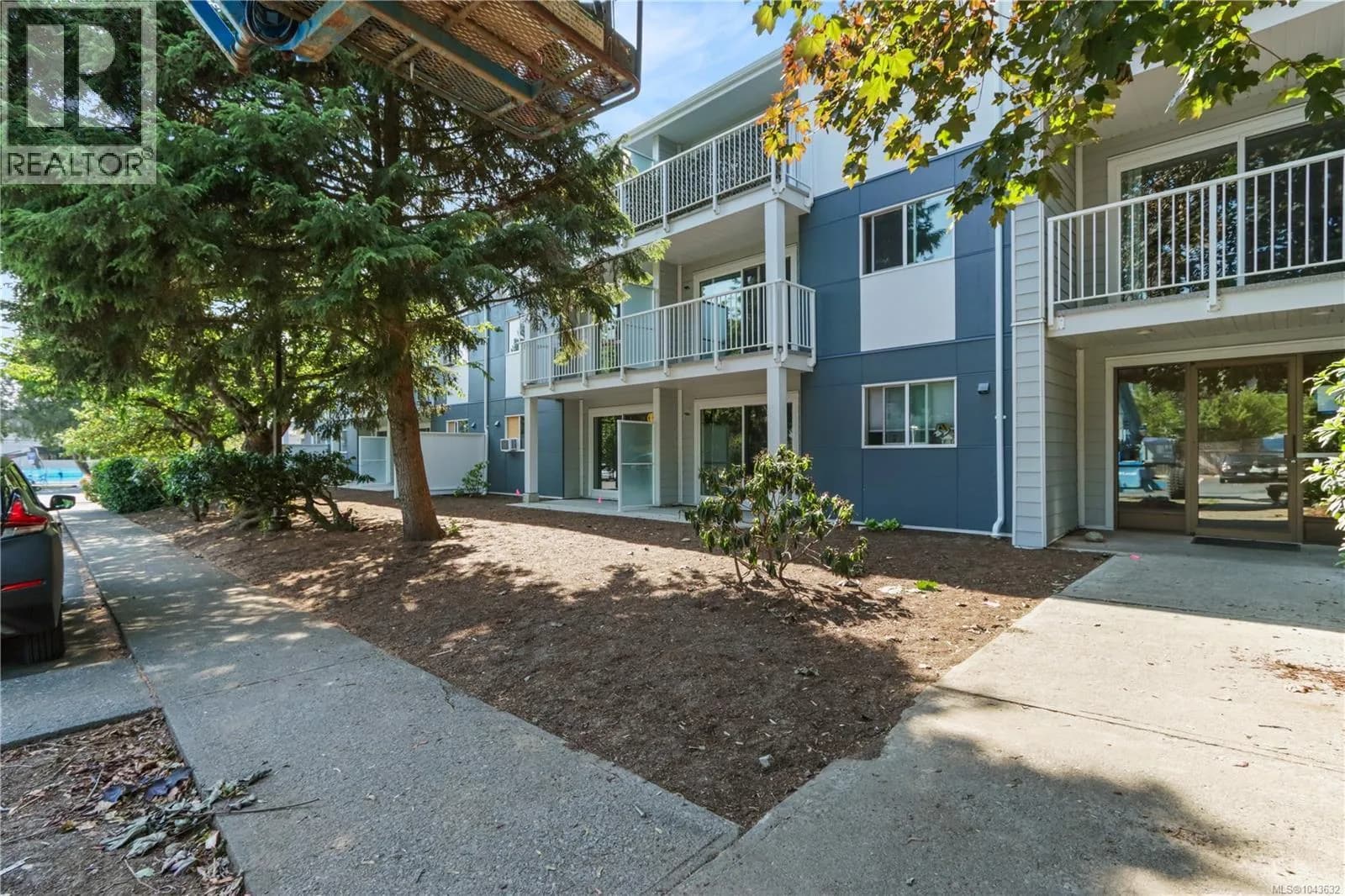 1600 Dufferin Cres, Nanaimo