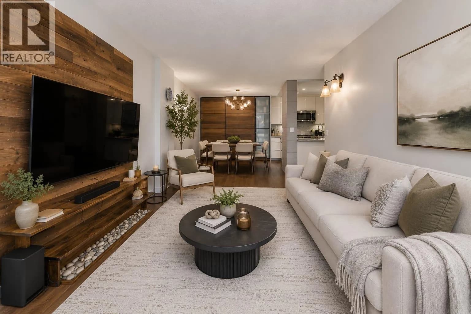2004 FULLERTON AVENUE, North Vancouver
