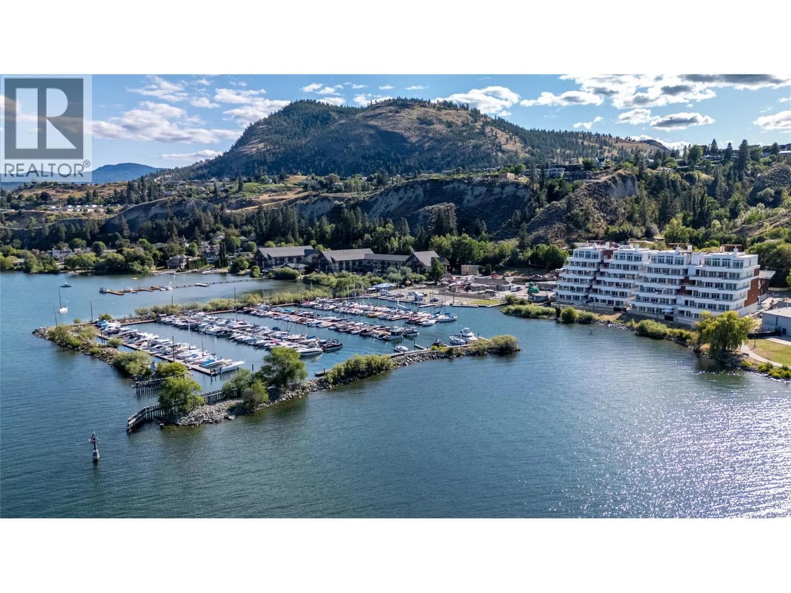 13415 Lakeshore Drive S, Summerland