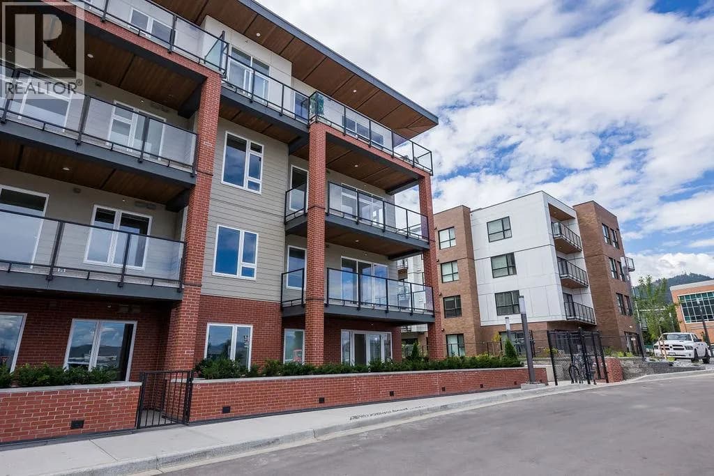 #113 885 UNIVERSITY Drive, Kamloops, BC photo 3