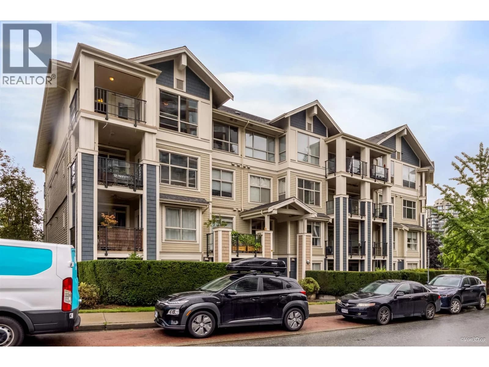 275 ROSS DRIVE, New Westminster
