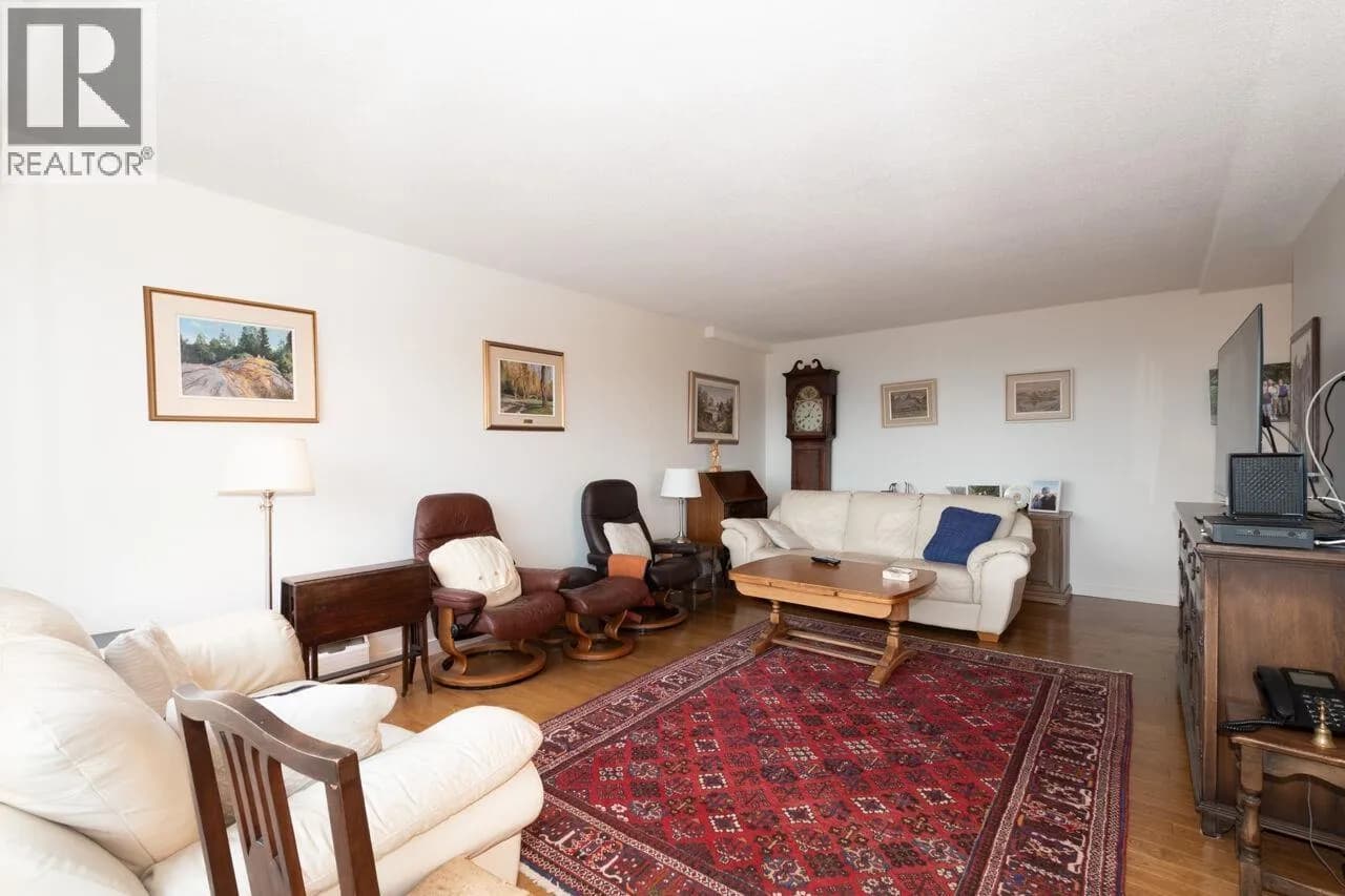 #503 1730 DUCHESS AVENUE, West Vancouver, BC photo 3