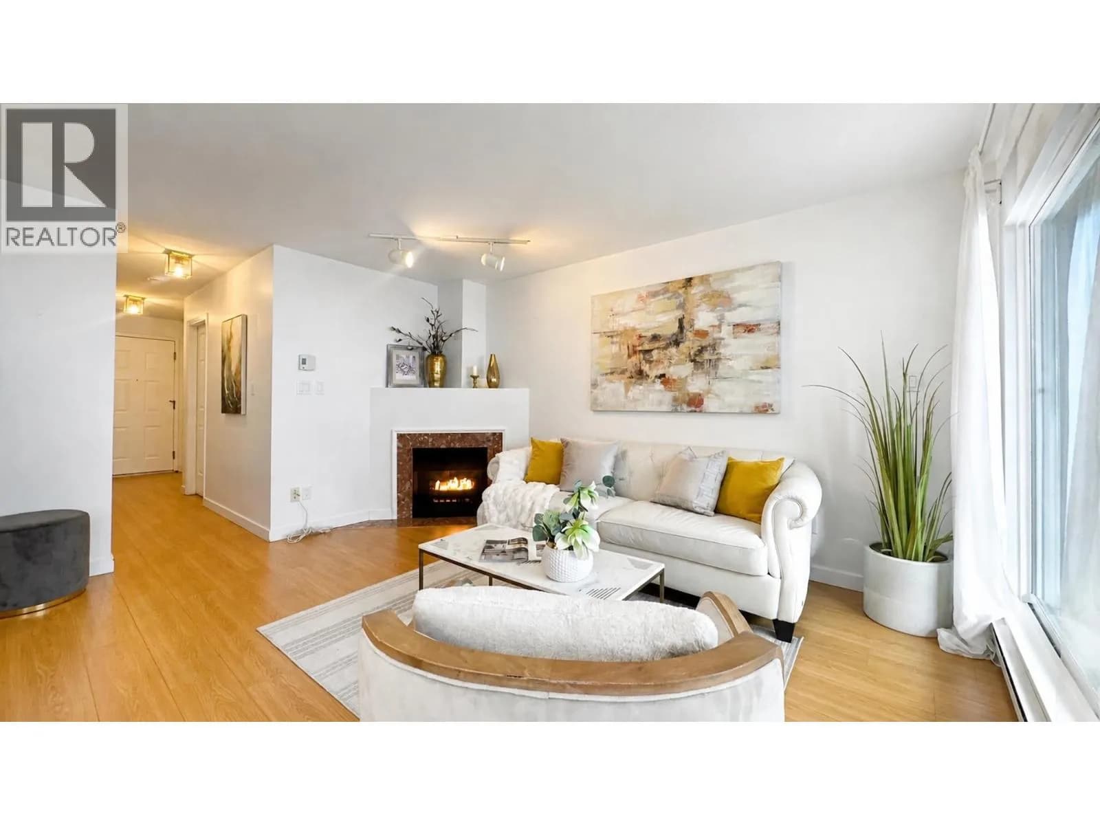 #103 985 W 10TH AVENUE, Vancouver, BC photo 3