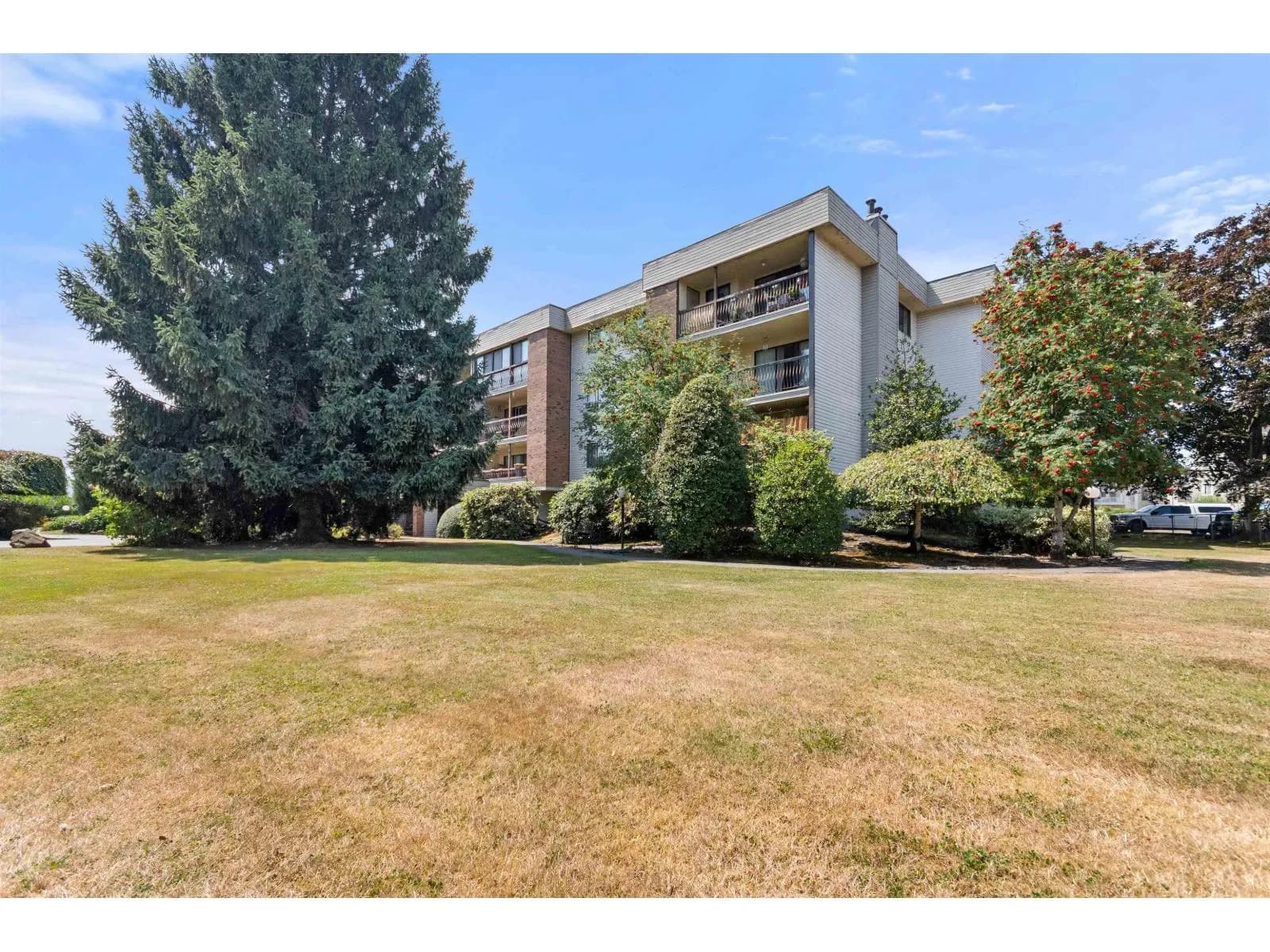 #1108 45650 MCINTOSH DRIVE, Chilliwack, BC photo 2