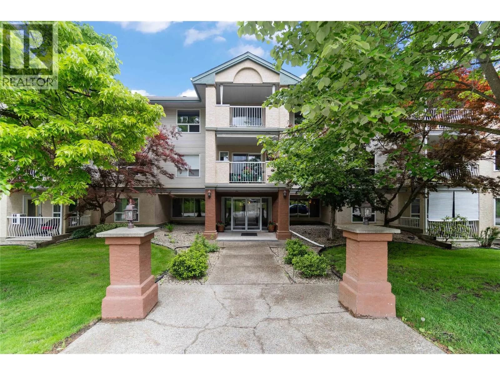 250 5th Street SE, Salmon Arm