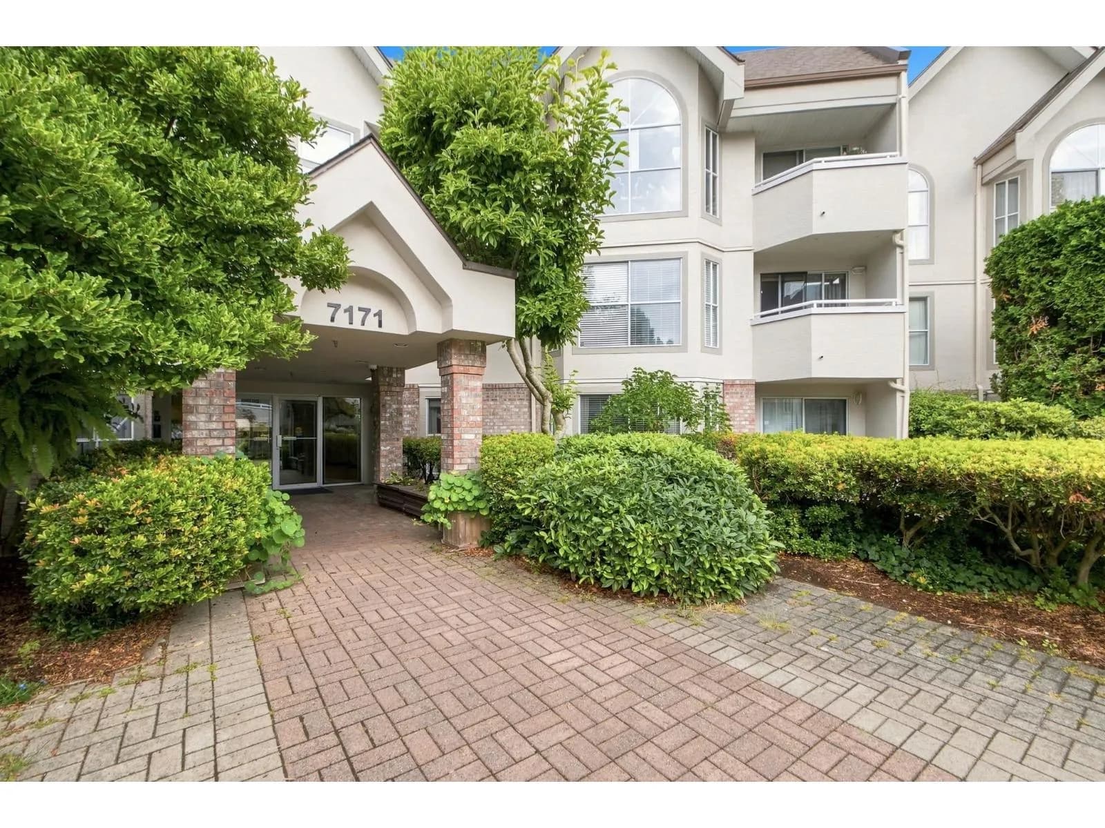 #210 7171 121 STREET, Surrey, BC photo 3