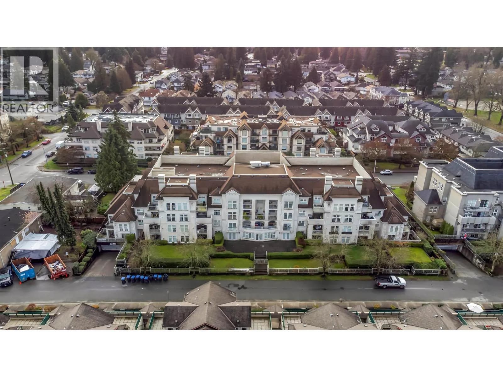 #301 1655 GRANT AVENUE, Port Coquitlam, BC photo 4