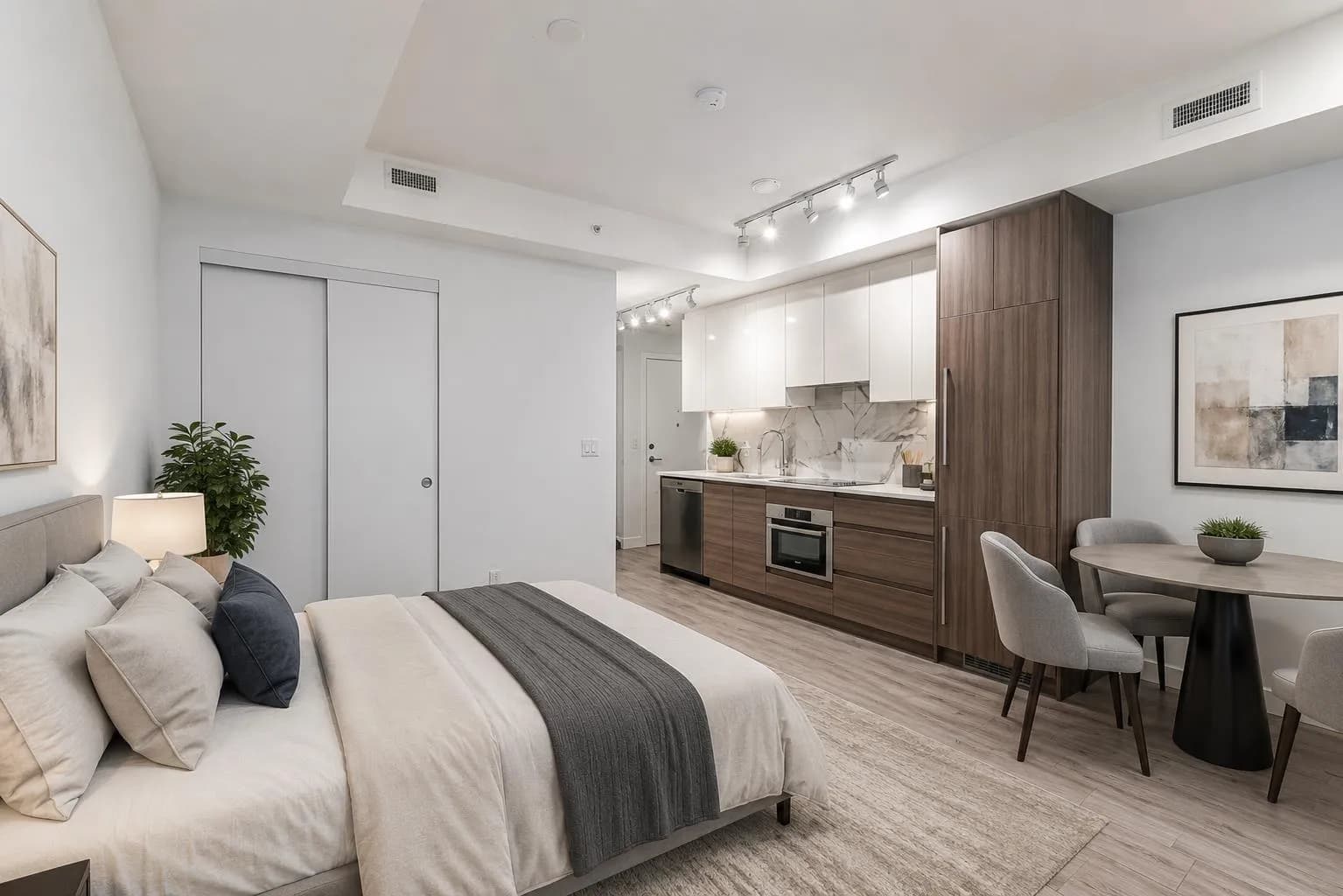 10626 CITY PARKWAY, Surrey