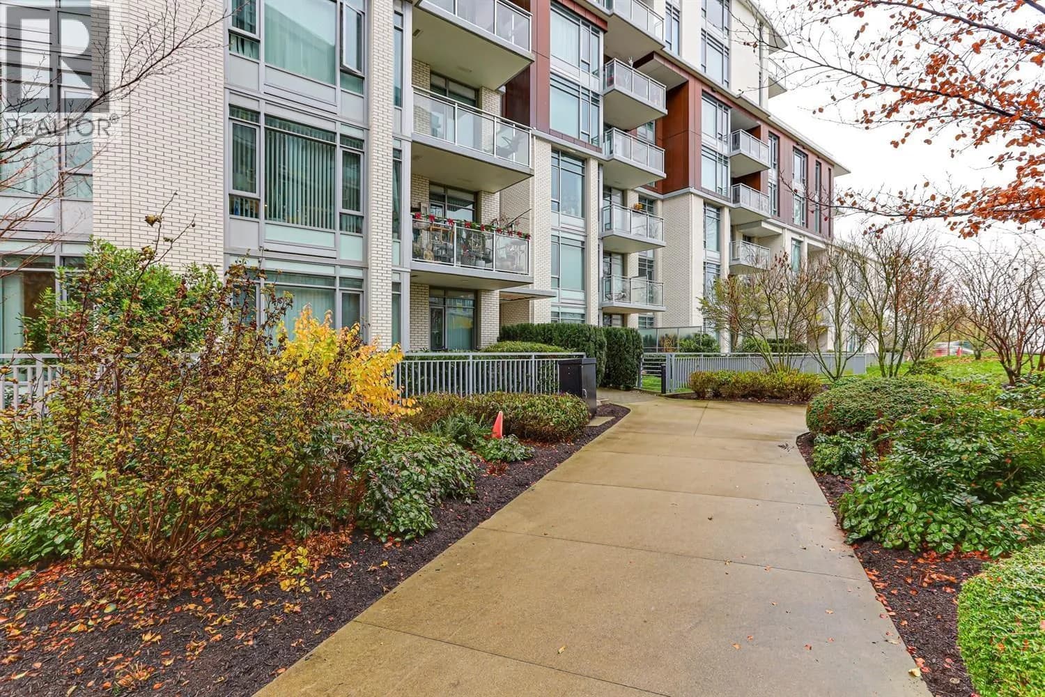 #108 3188 RIVERWALK AVENUE, Vancouver, BC photo 4
