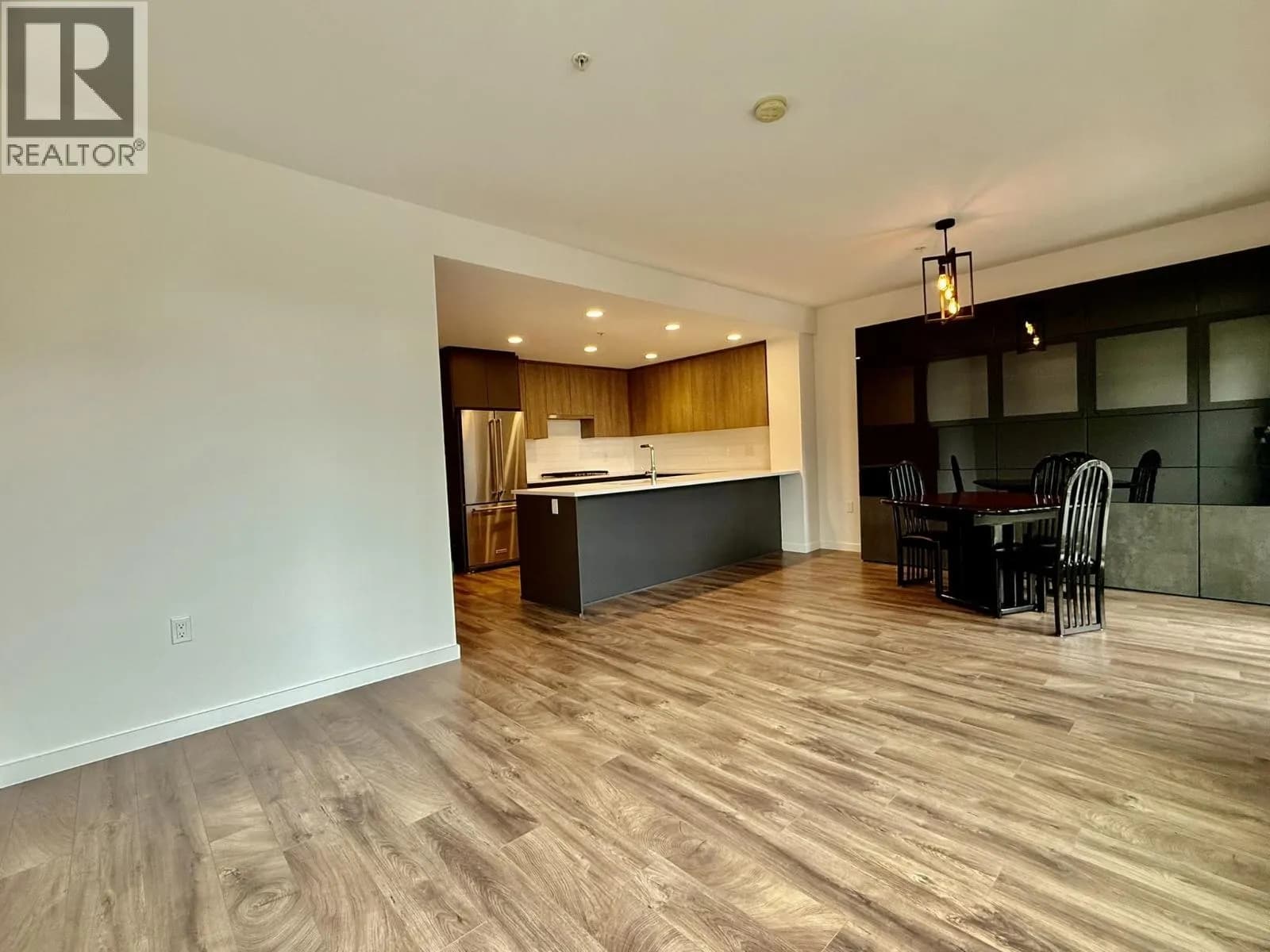 #312 621 REGAN AVENUE, Coquitlam, BC photo 4