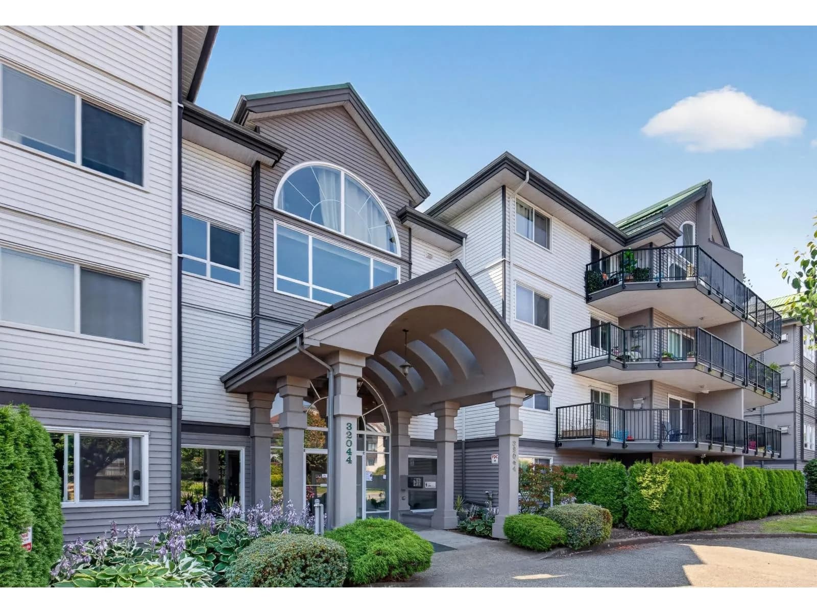 32044 OLD YALE ROAD, Abbotsford