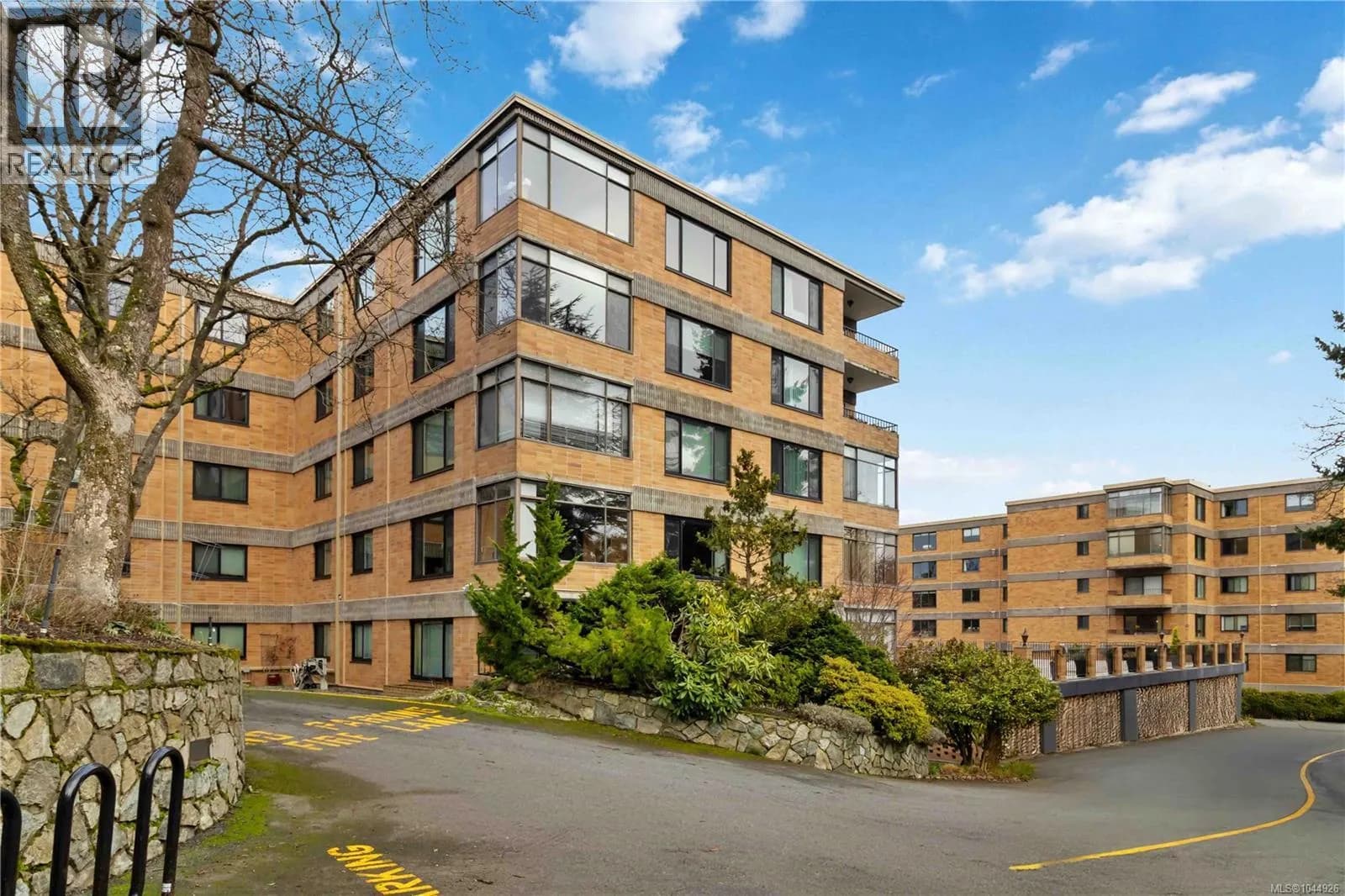 2920 Cook St, Victoria
