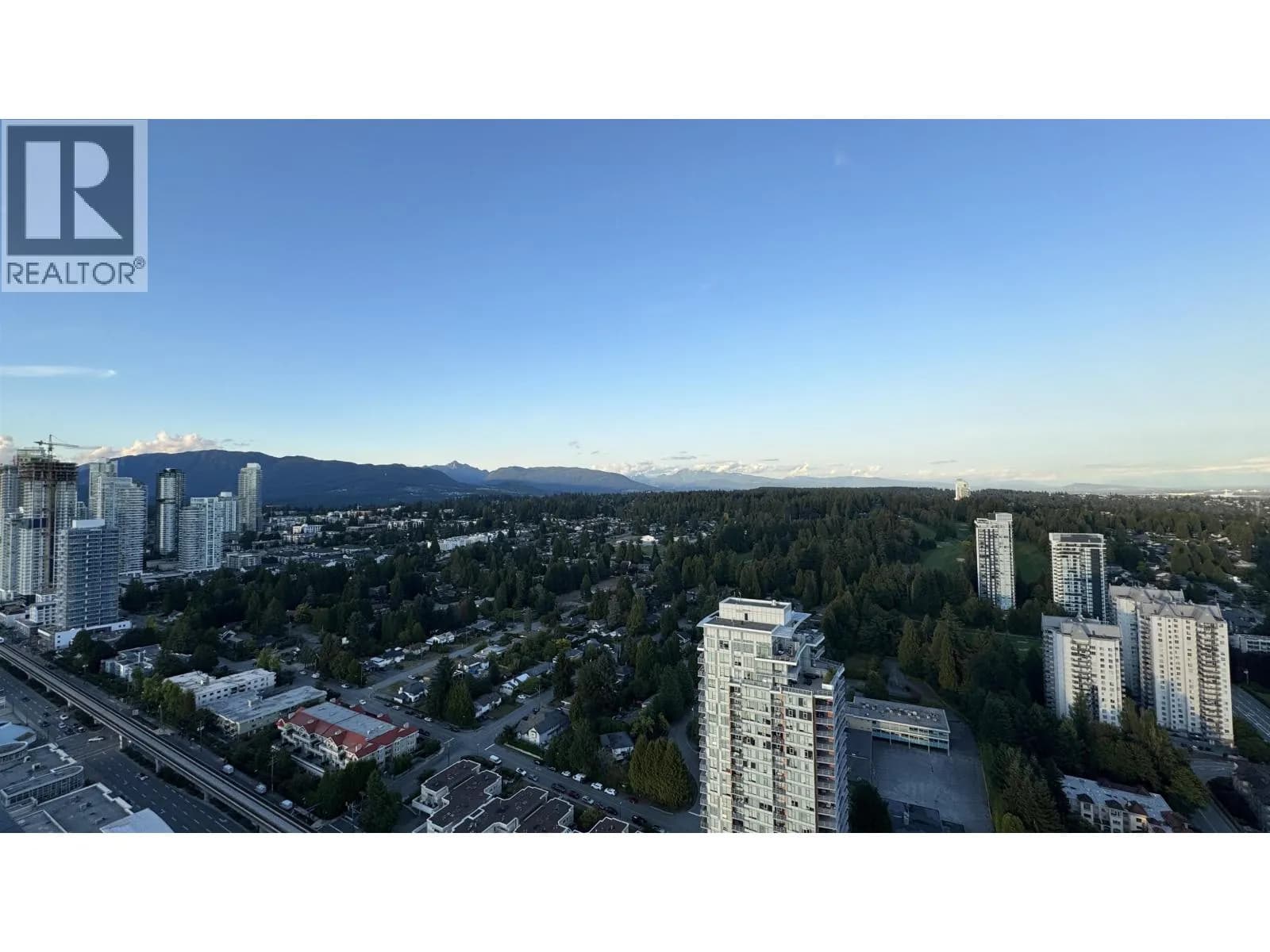 #4302 3809 EVERGREEN PLACE, Burnaby, BC photo 2