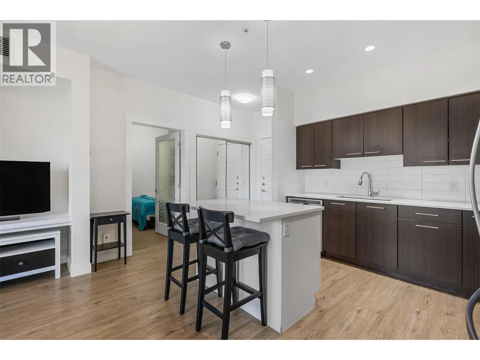 #104 985 Academy Way, Kelowna, BC photo 3