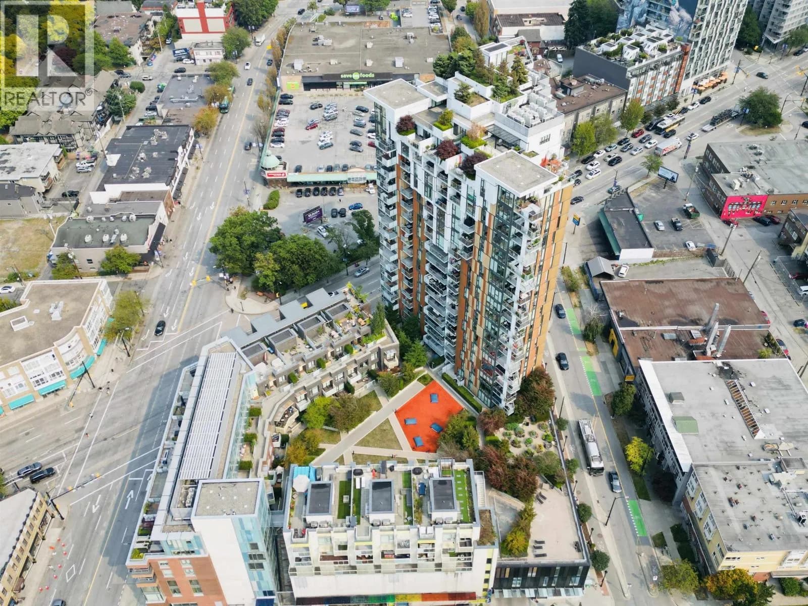 #1806 285 E 10TH AVENUE, Vancouver, BC photo 2
