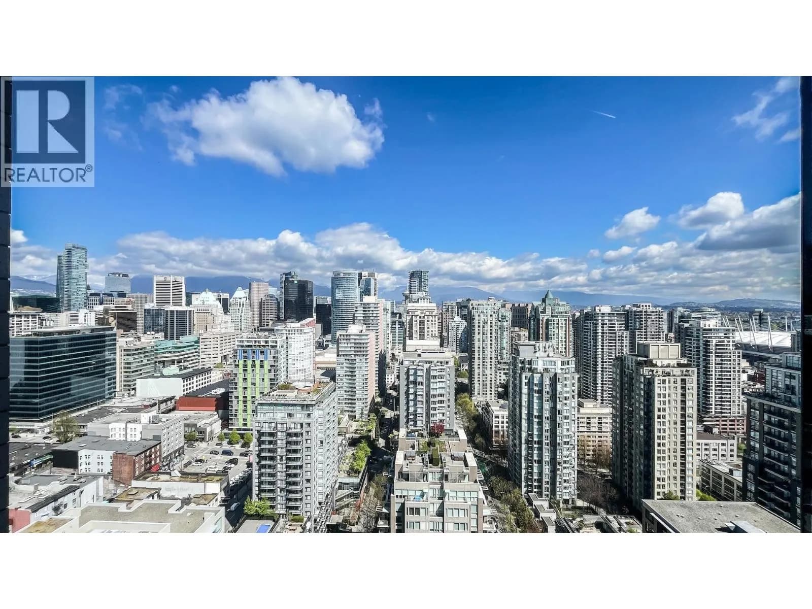 1111 RICHARDS STREET, Vancouver