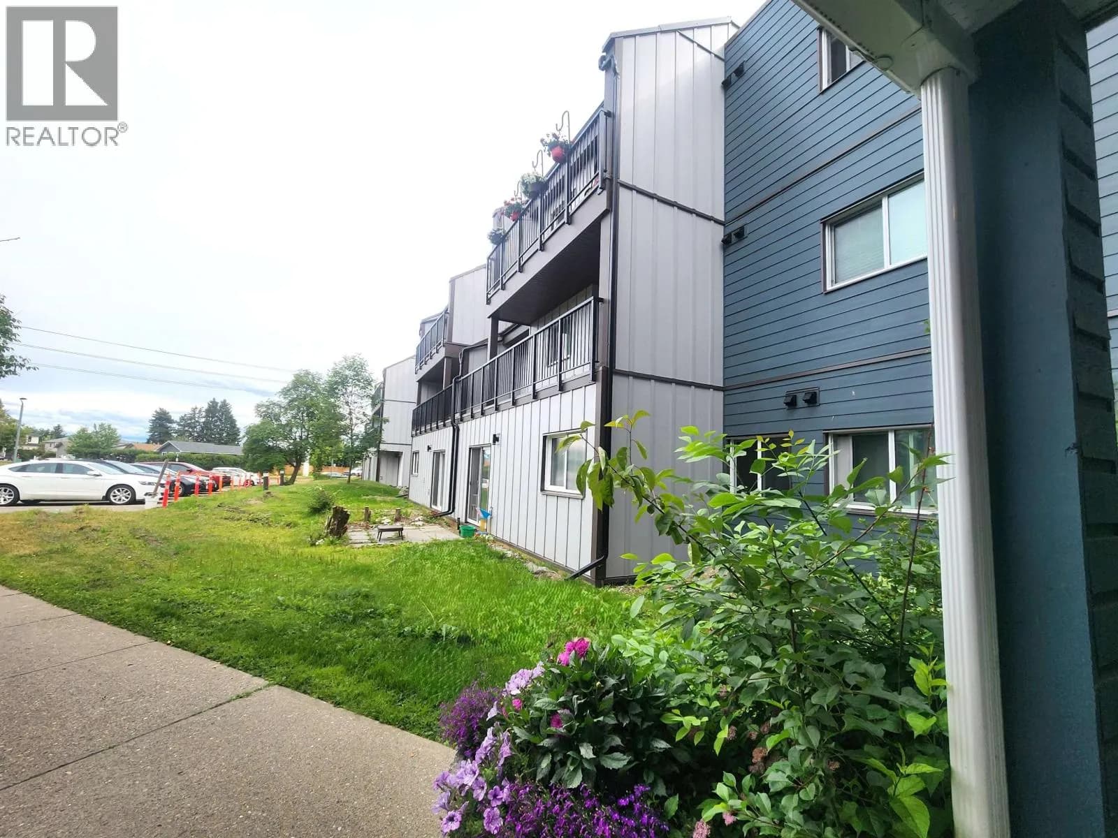 3033 OSPIKA BOULEVARD, Prince George