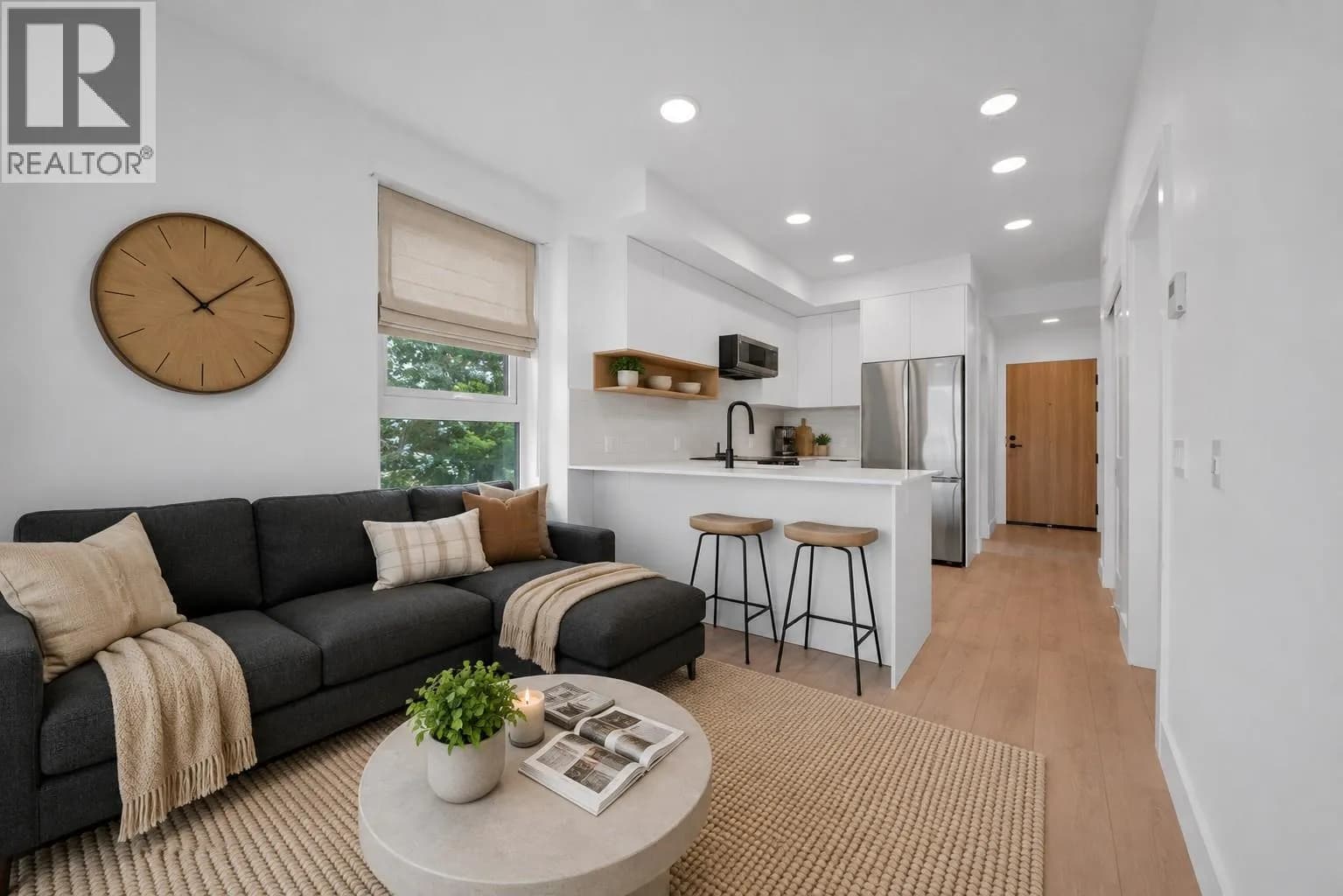 620 Coronation Avenue, Kelowna