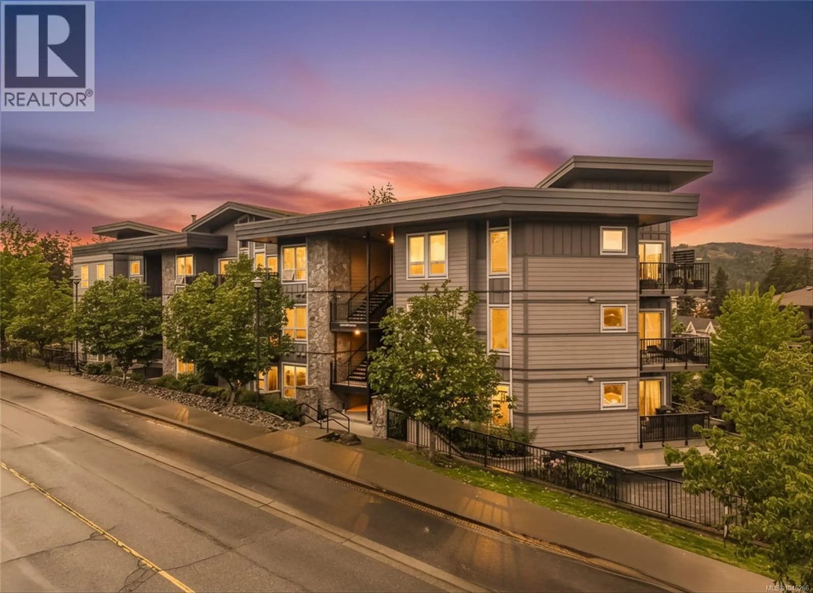 3240 JACKLIN Rd, Langford