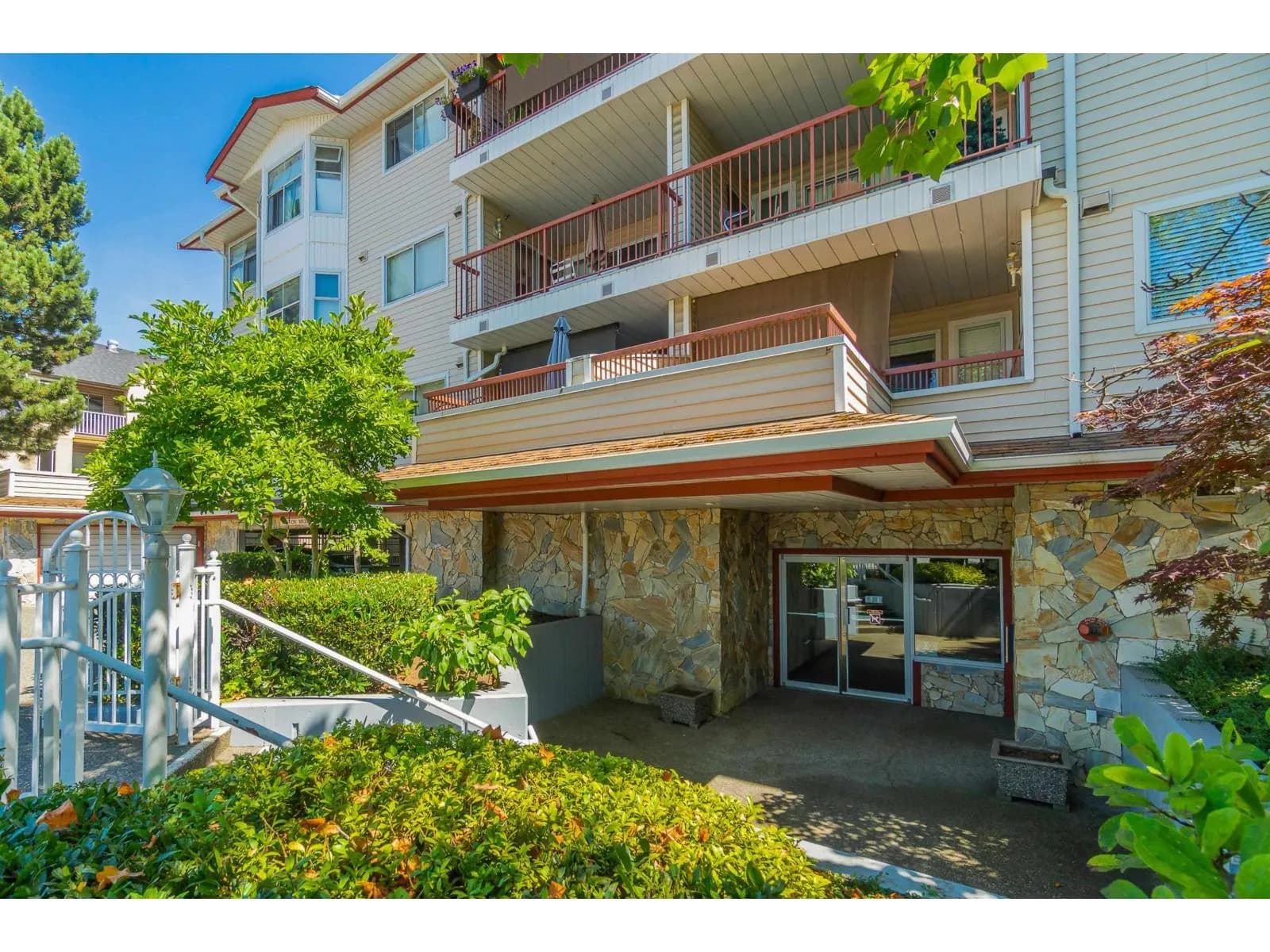 #103 5776 200 STREET, Langley, BC photo 1