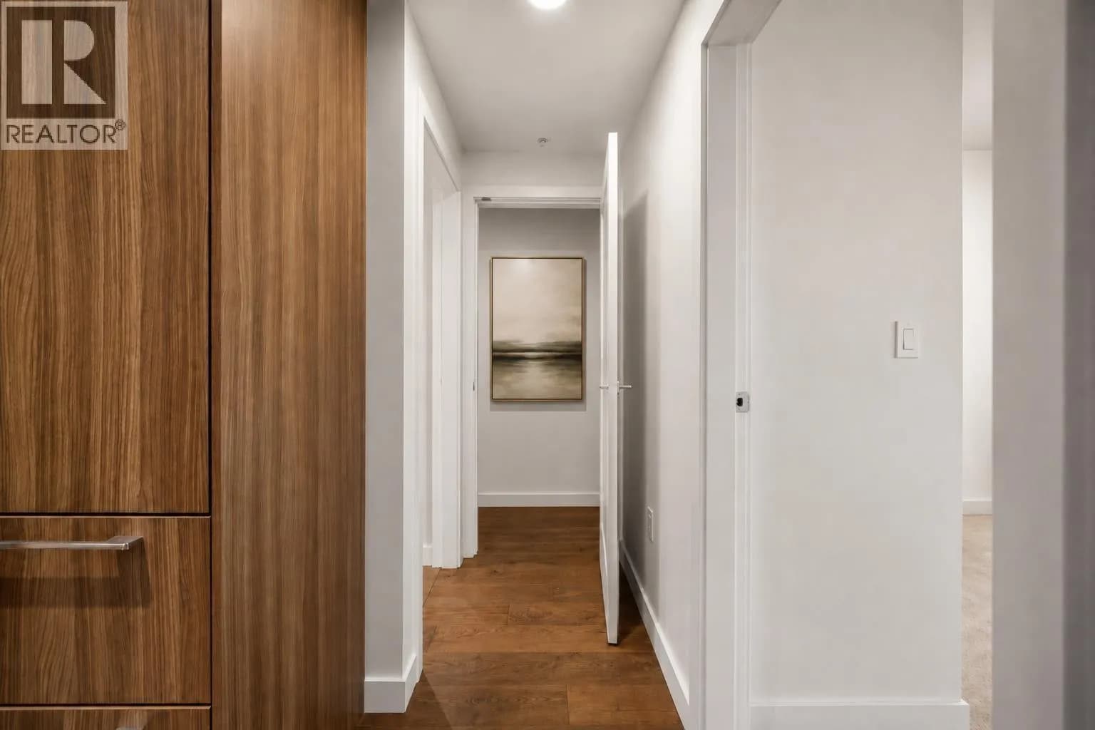 #802 3331 NO 3 ROAD, Richmond, BC photo 4