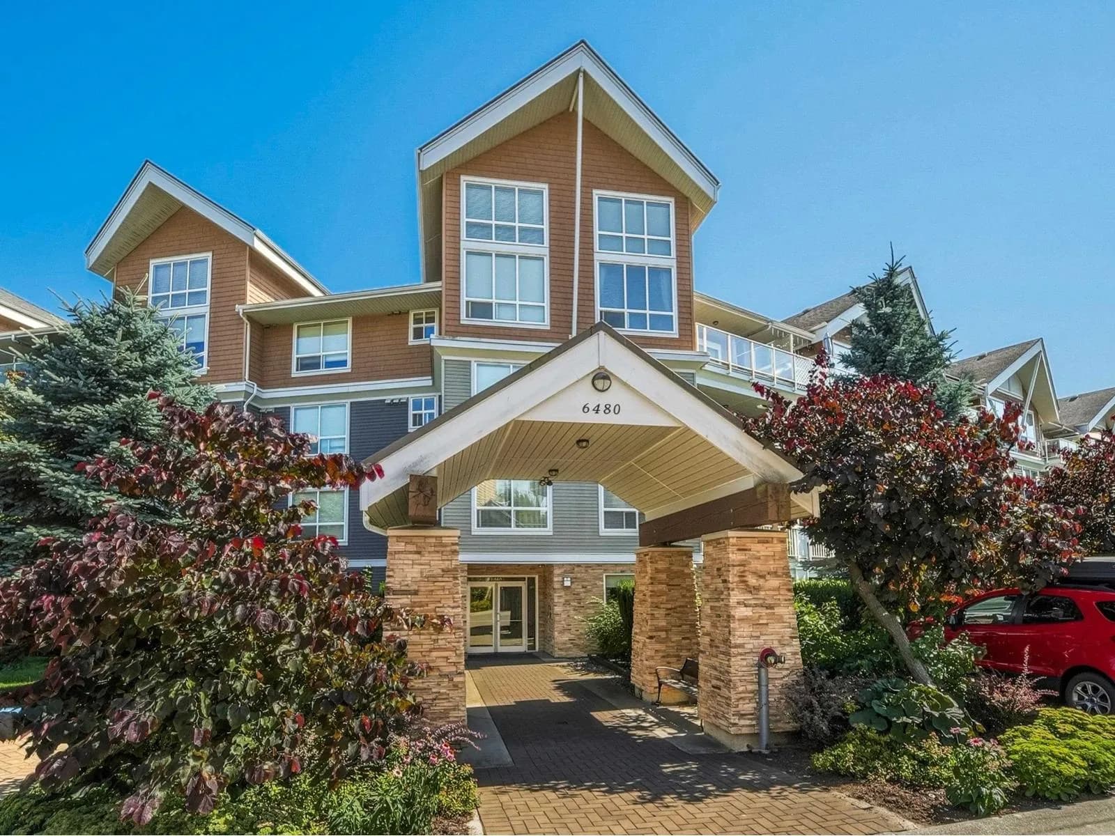 6480 194 STREET, Surrey