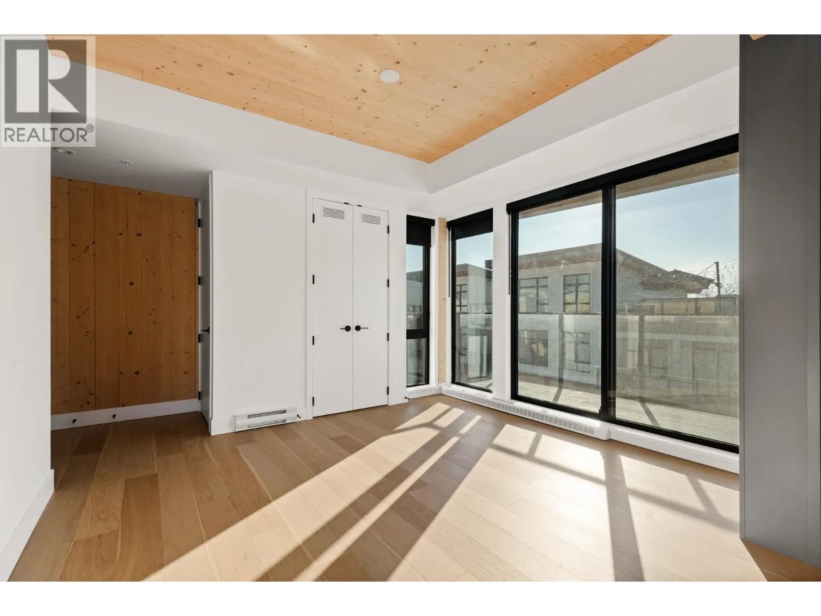#310 310 SALTER STREET, New Westminster, BC photo 3