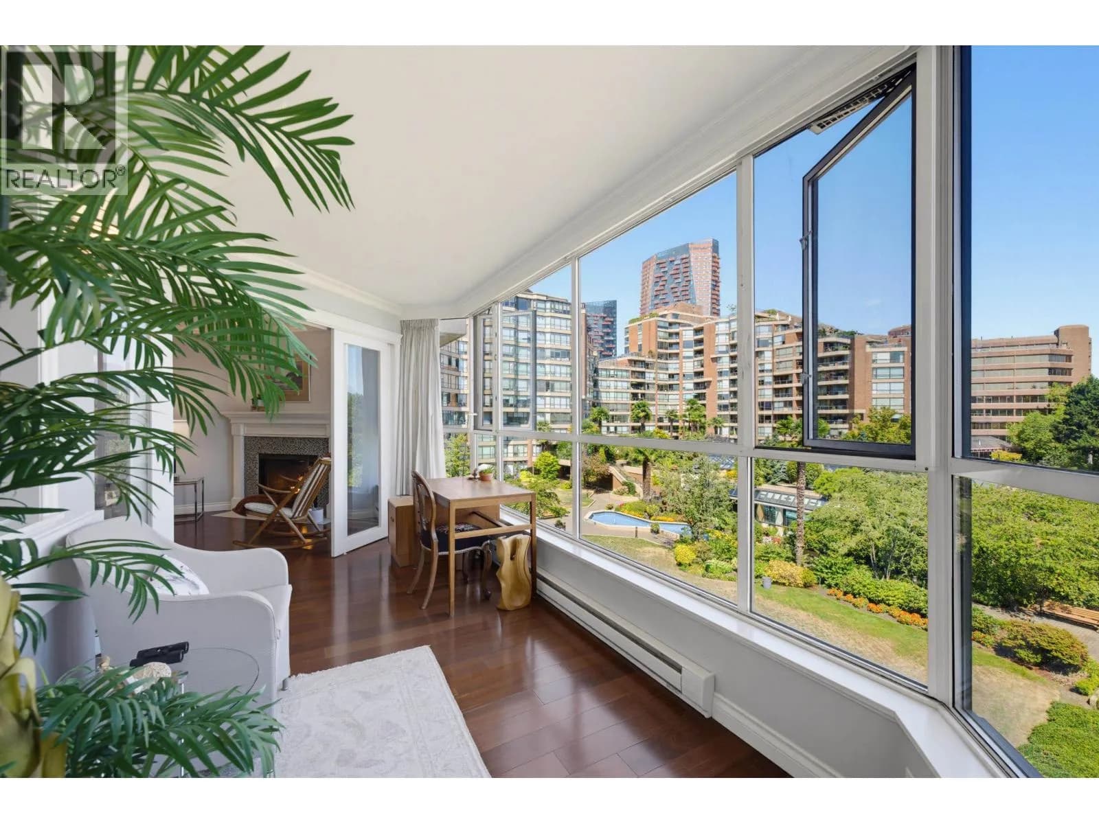 #304 1490 PENNYFARTHING DRIVE, Vancouver, BC photo 2