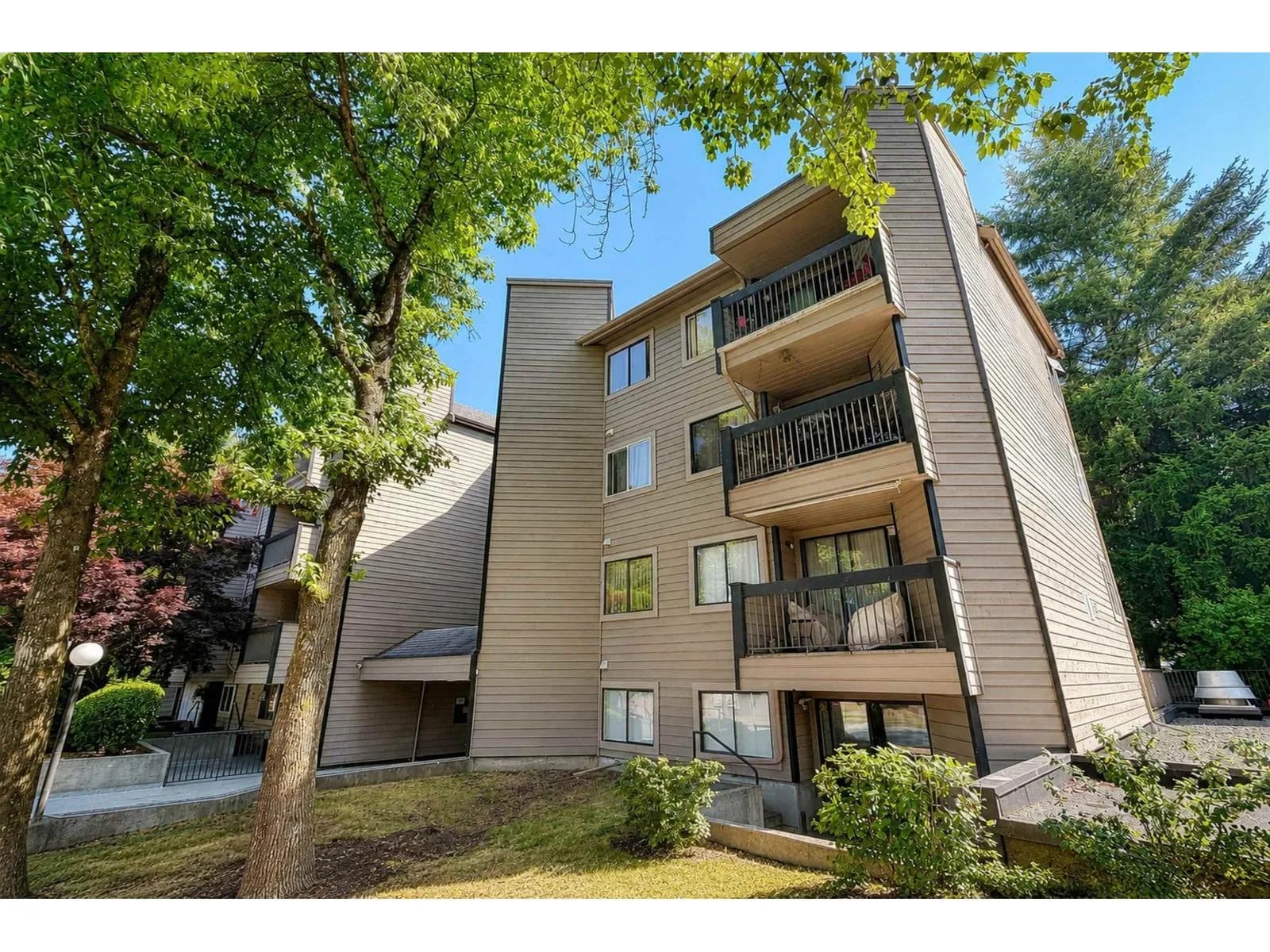 10560 154 STREET, Surrey