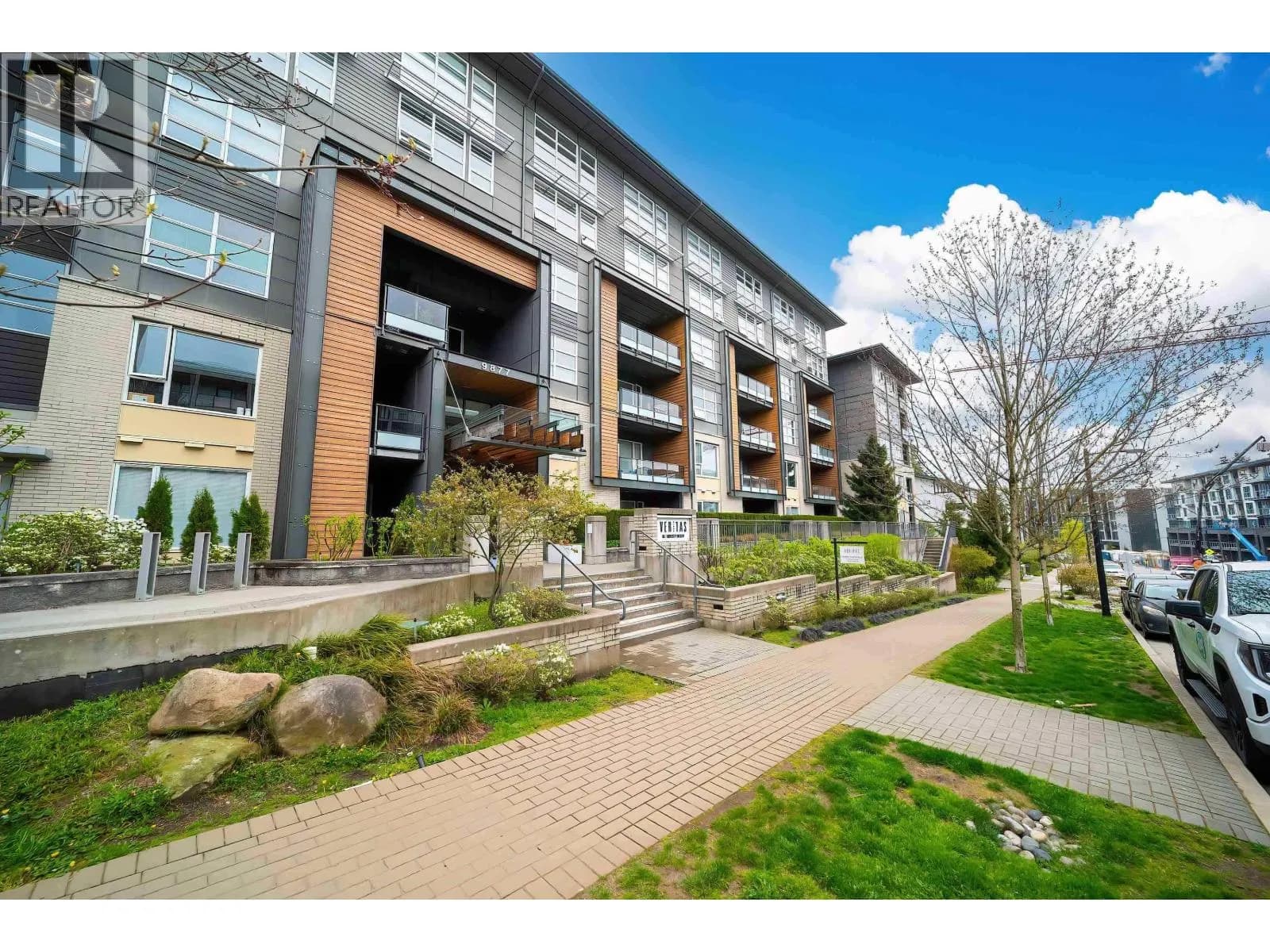 9877 UNIVERSITY CRESCENT, Burnaby