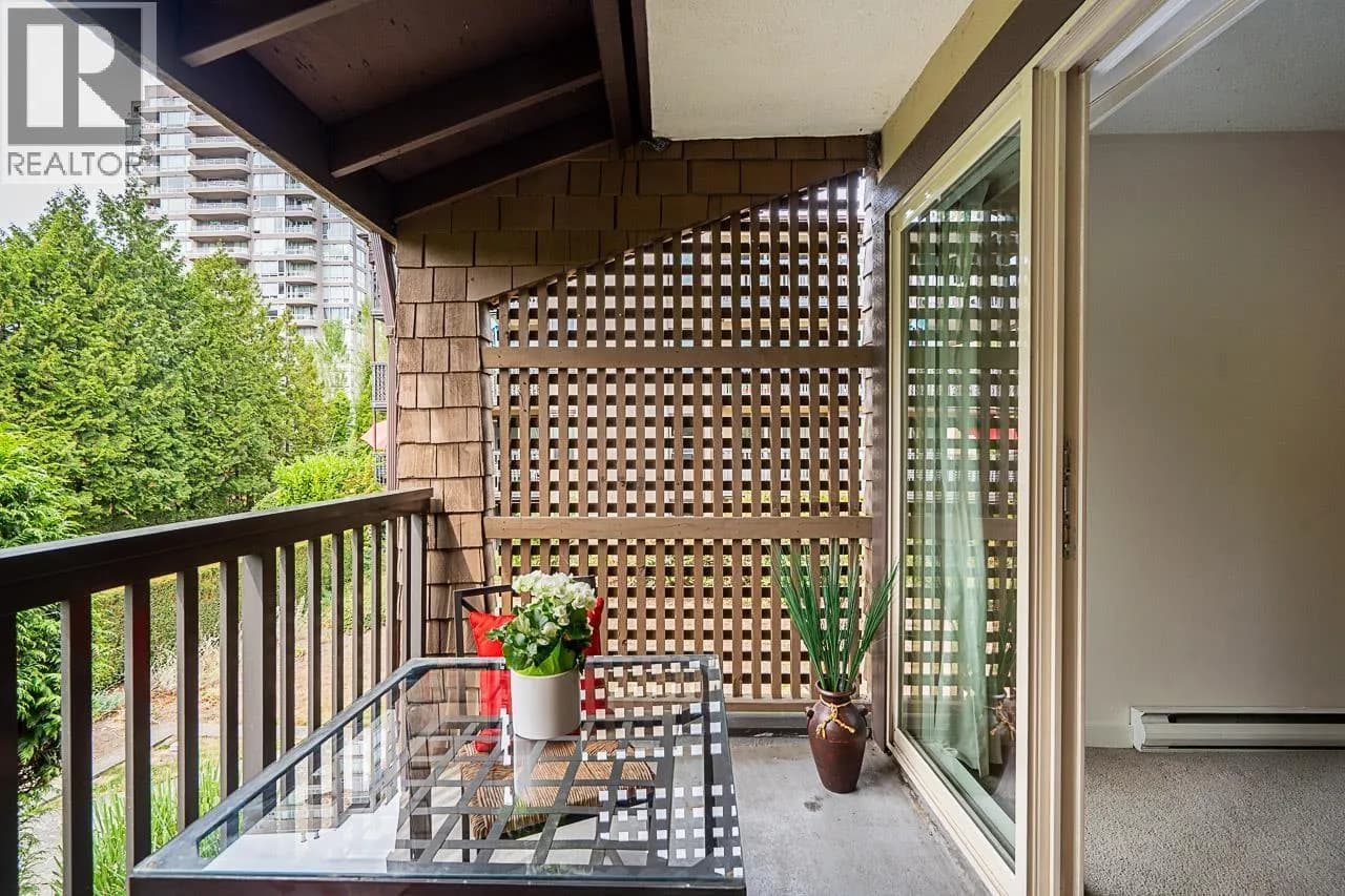 #506 9857 MANCHESTER DRIVE, Burnaby, BC photo 2