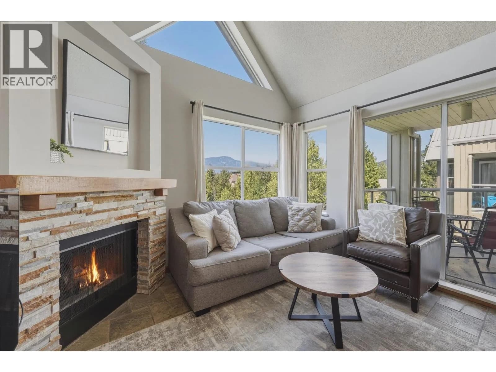 4749 SPEARHEAD DRIVE, Whistler
