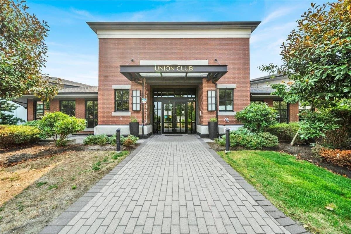##B208 8150 207 STREET, Langley, BC photo 3