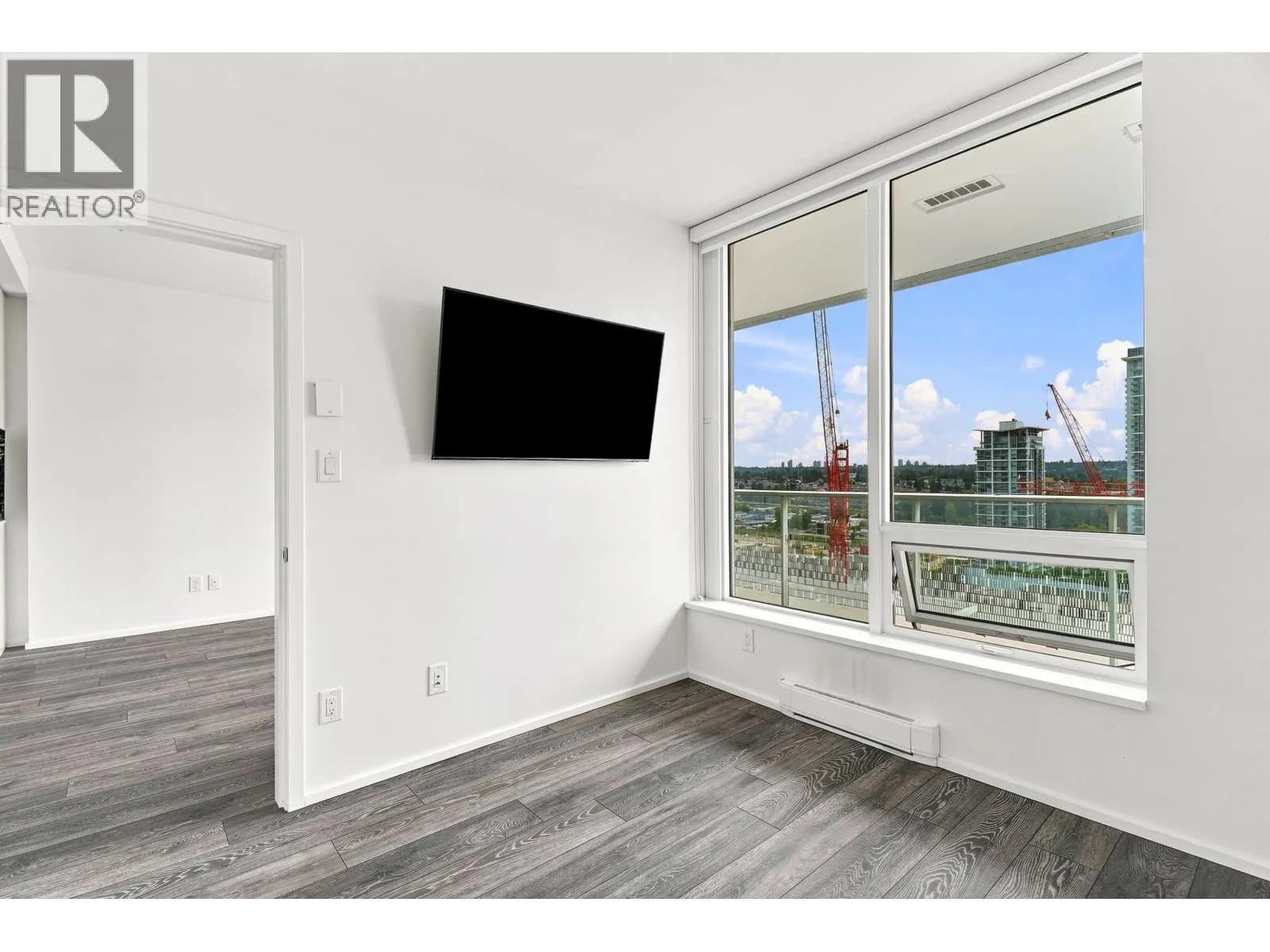 #904 4650 BRENTWOOD BOULEVARD, Burnaby, BC photo 4