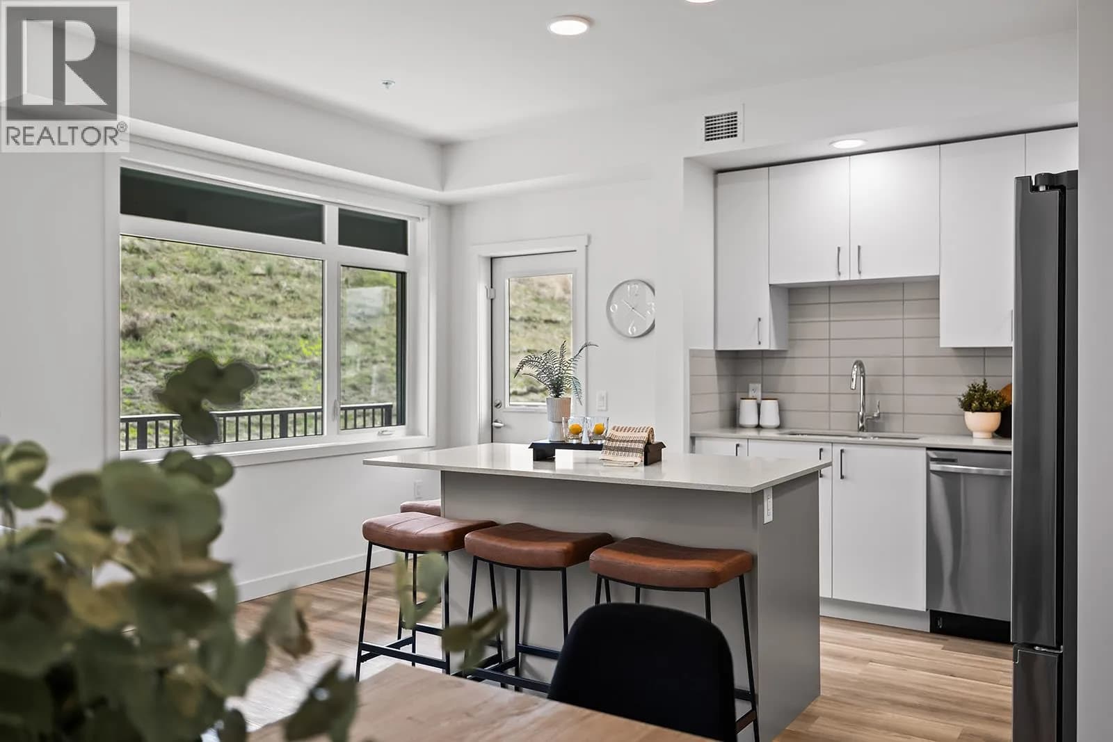 1057 Frost Road, Kelowna
