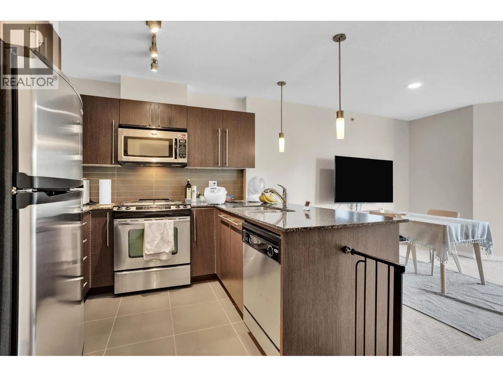 4888 BRENTWOOD DRIVE, Burnaby
