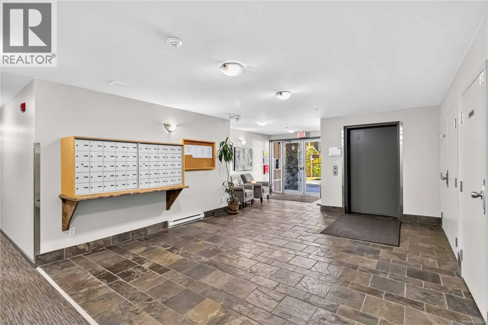 #208 1959 Polo Park Crt, Central Saanich, BC photo 4