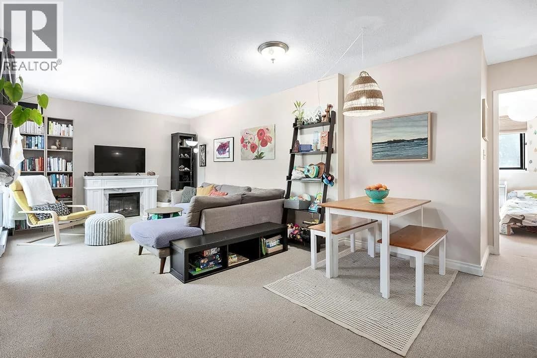 #201 9146 SATURNA DRIVE, Burnaby, BC photo 4