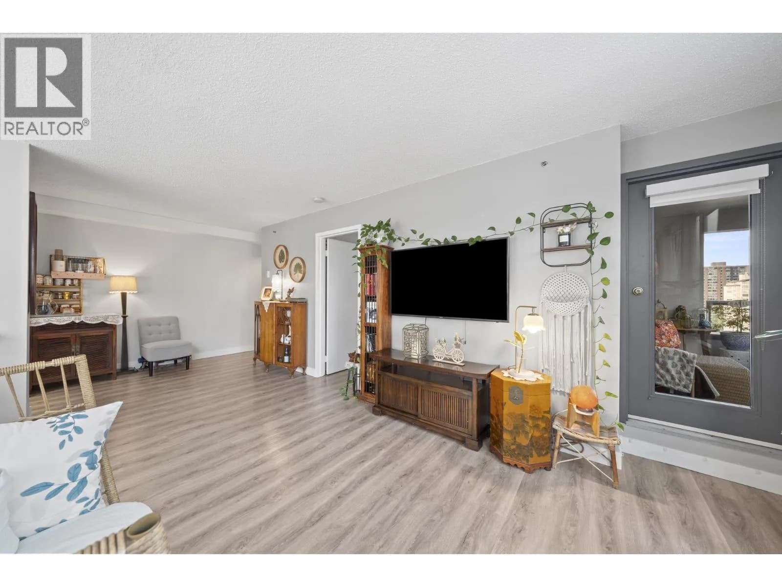 #1506 1060 ALBERNI STREET, Vancouver, BC photo 3