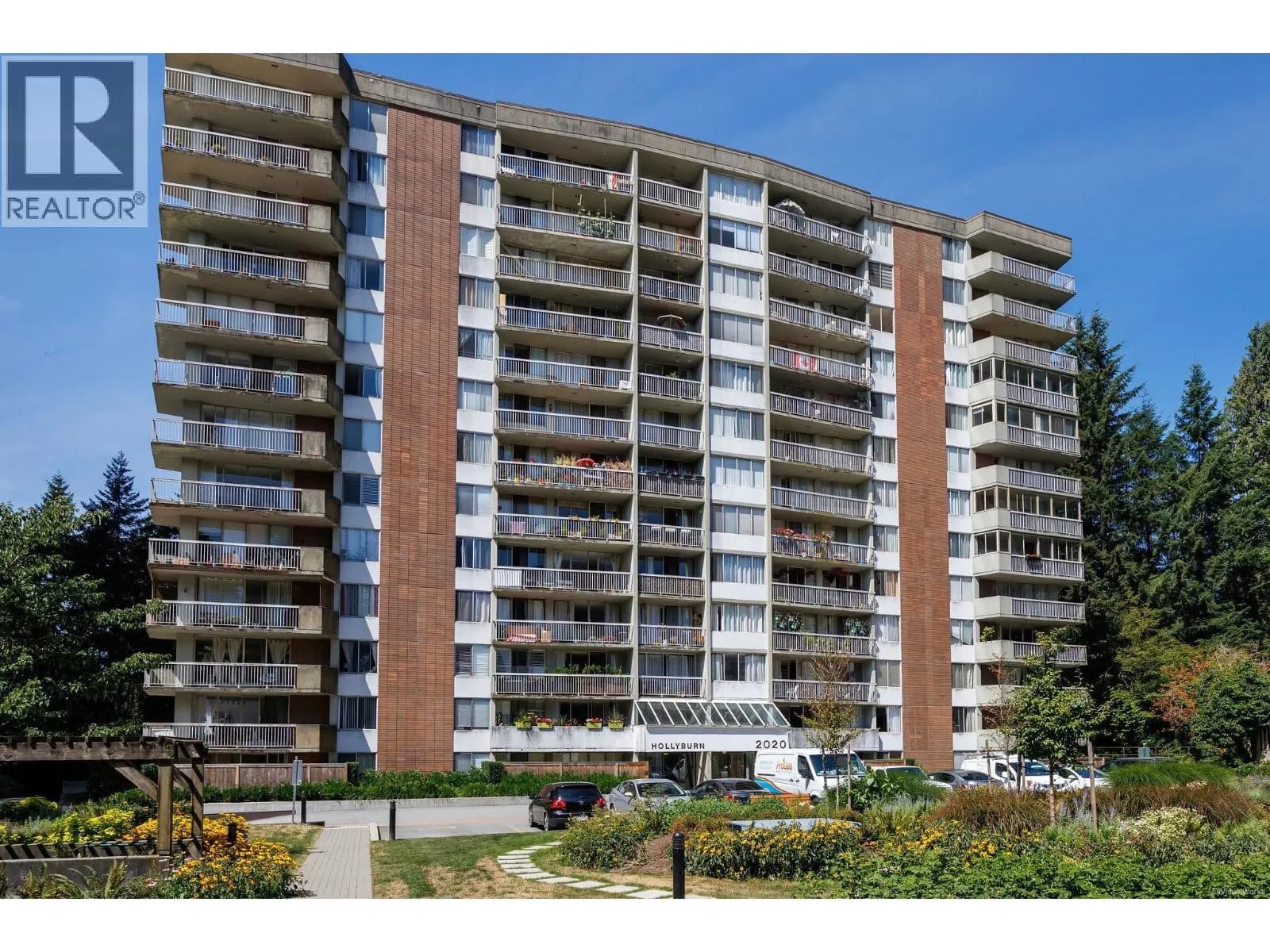 2020 FULLERTON AVENUE, North Vancouver