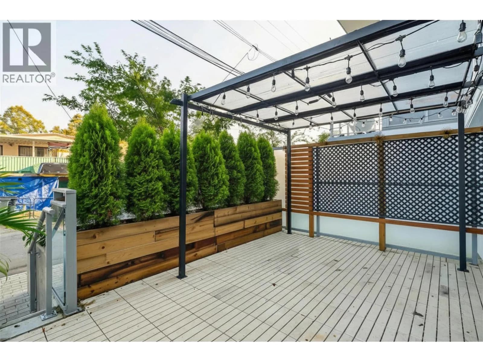 #204 2435 KINGSWAY, Vancouver, BC photo 3