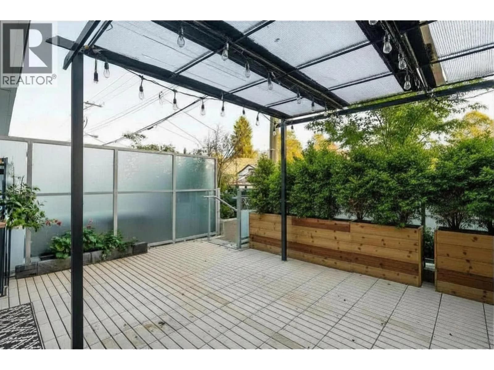#204 2435 KINGSWAY, Vancouver, BC photo 4