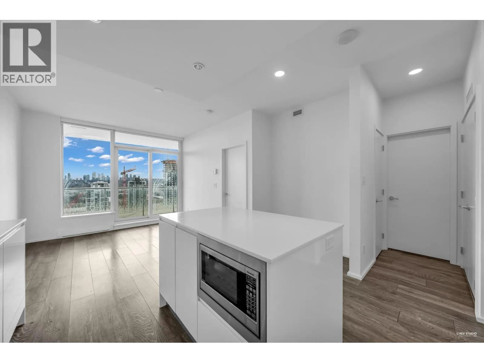 #1704 4650 BRENTWOOD BOULEVARD, Burnaby, BC photo 3