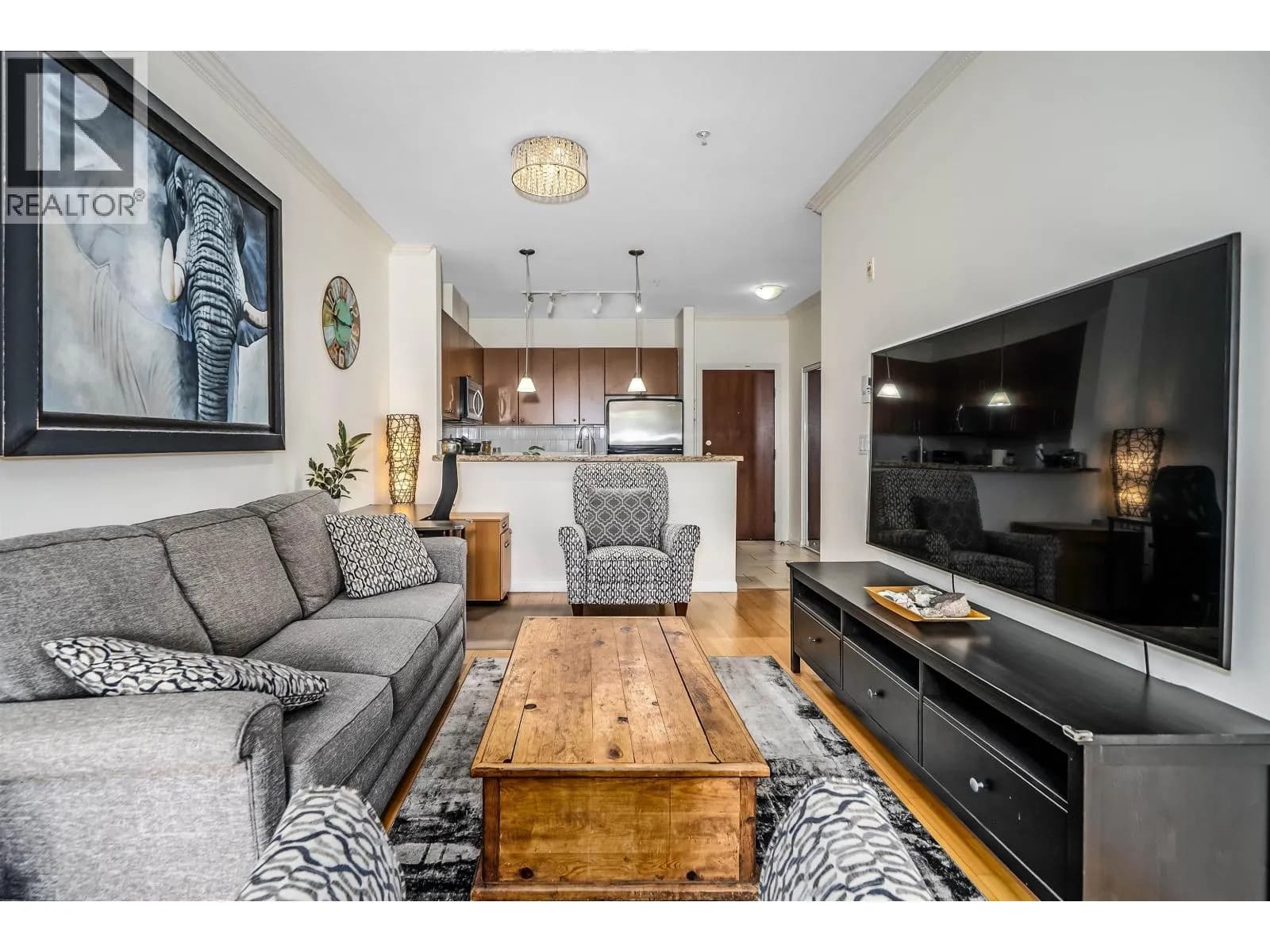 #407 14 E ROYAL AVENUE, New Westminster, BC photo 4