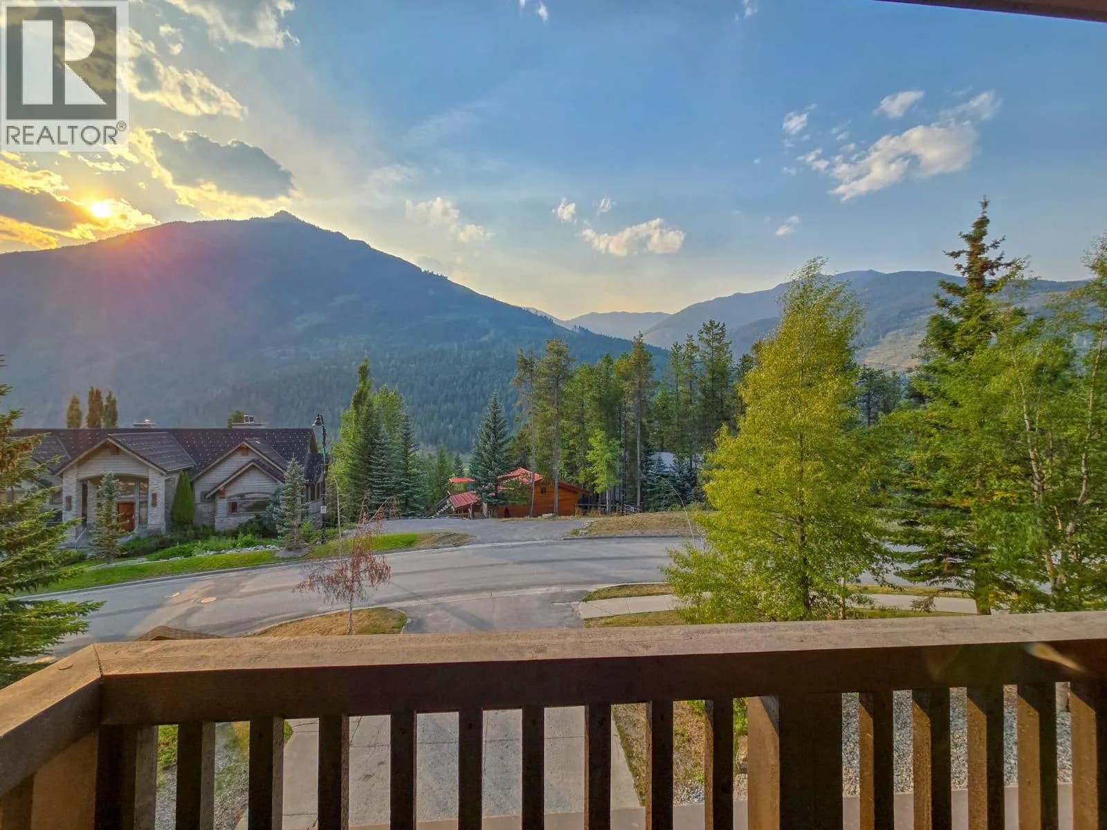 #104 2064 Summit Drive, Panorama, BC photo 1