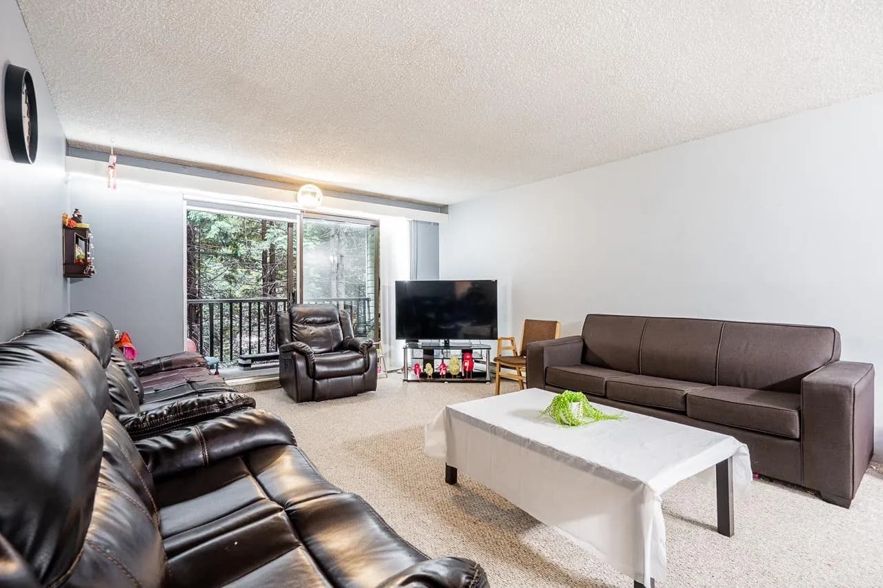15238 100 AVENUE, Surrey