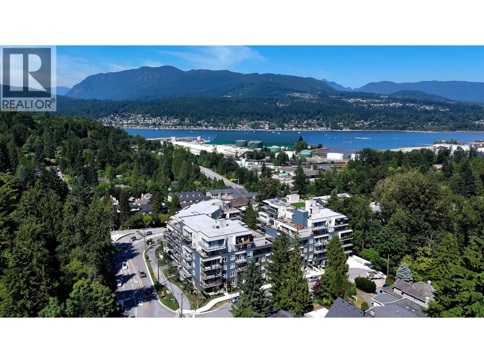 2002 ST. GEORGE STREET, Port Moody
